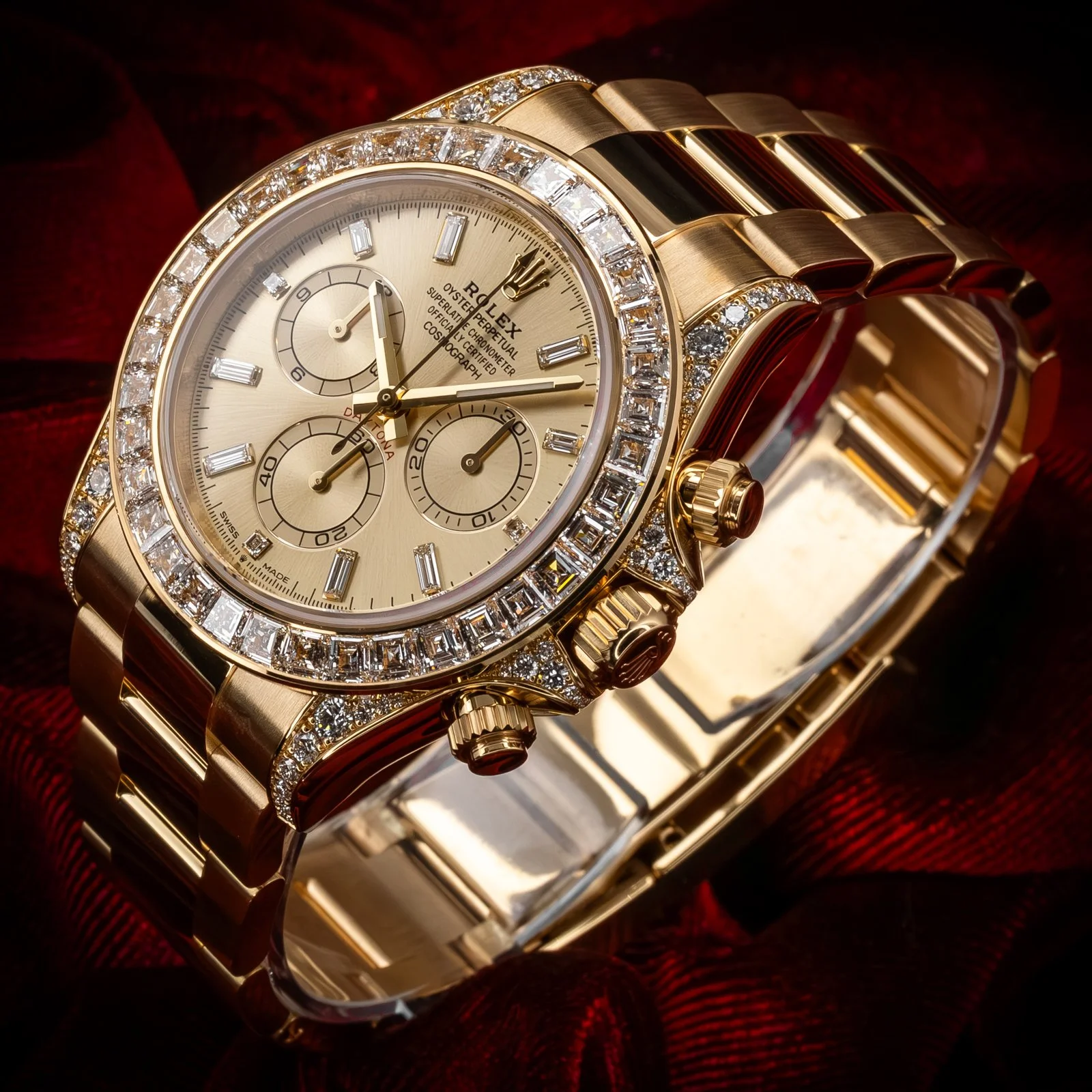 rolex-daytona-yellow-gold-diamonds-126598tbr-the-stellaris-collection.10.jpg