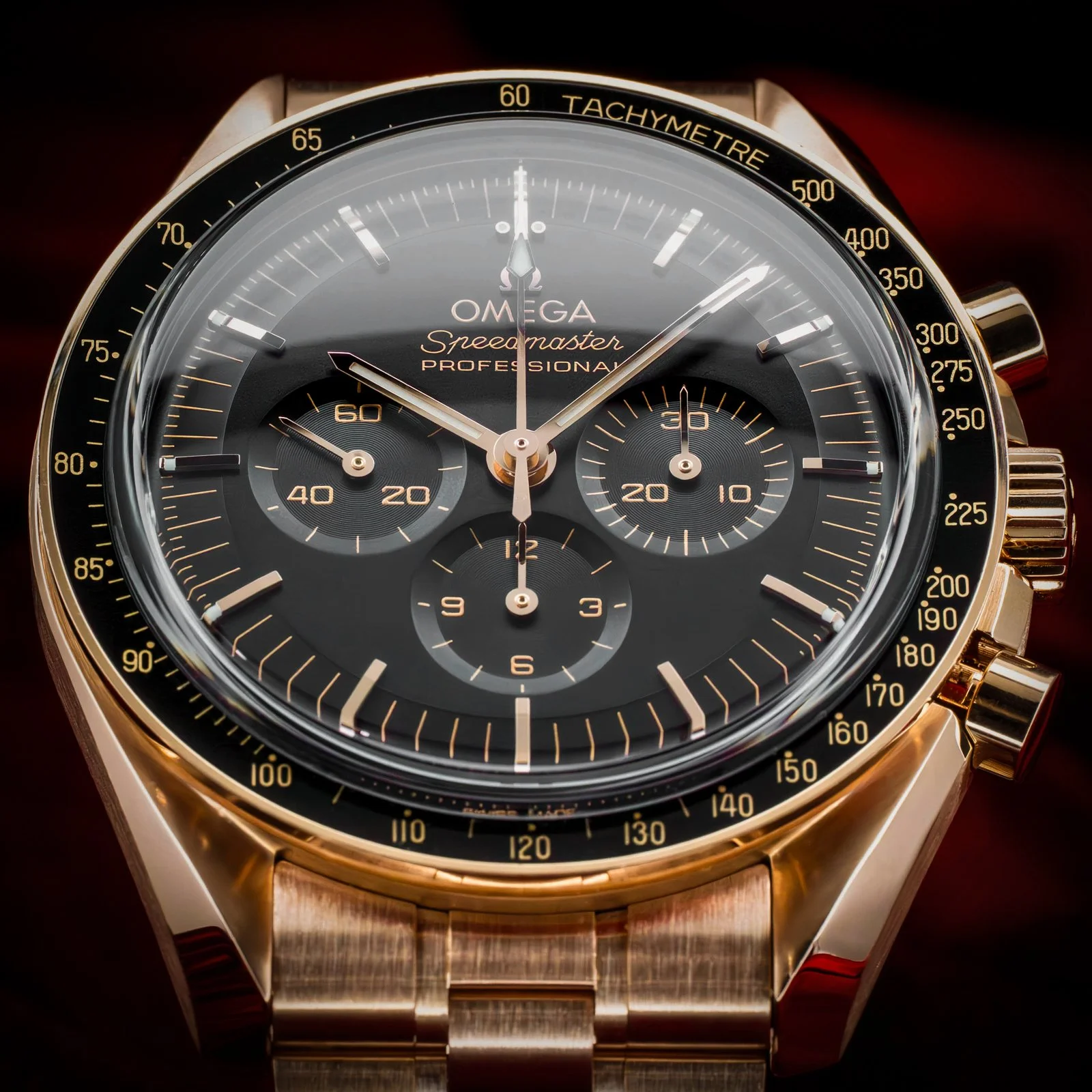 omega-speedmaster-sedna-gold-black-dial-310.60.42.50.01.001-the-stellaris-collection 05.jpg