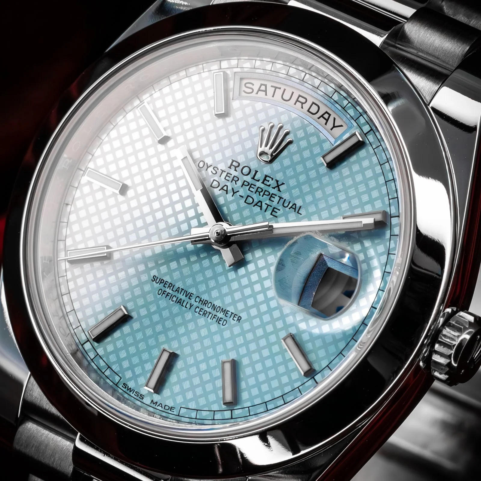 rolex-day-date-40-platinum-ice-blue-motif-the-stellaris-collection.12.jpg