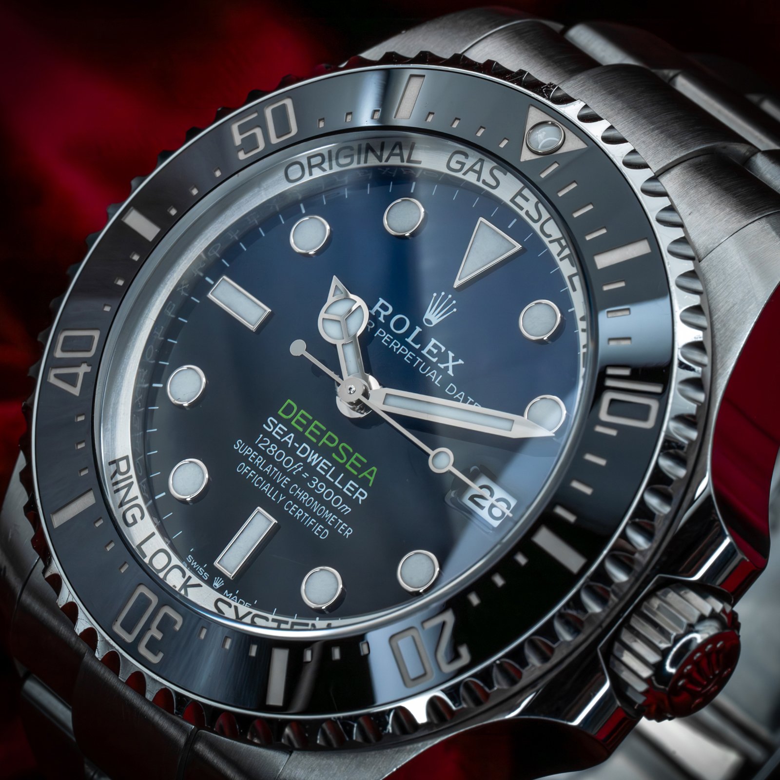 RolexDeepseaJamesCameron.10.jpg