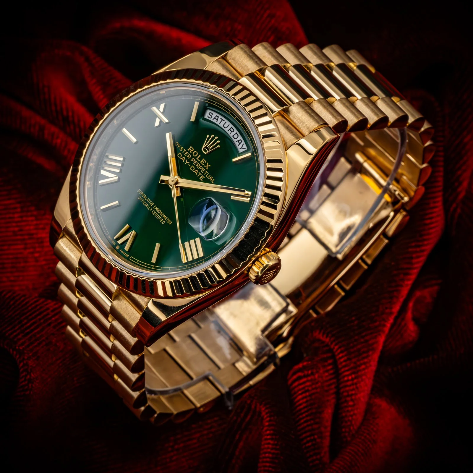 RolexDayDate40YellowGoldGreenDial.10.jpg