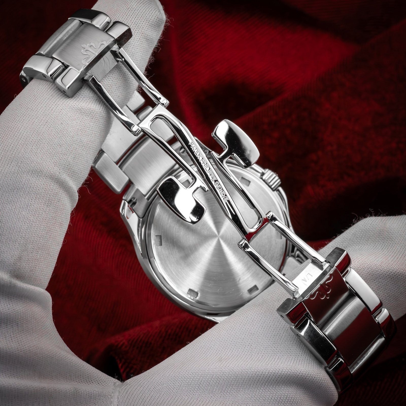 PatekPhilippeLadiesAquanautDiamond.23.jpg