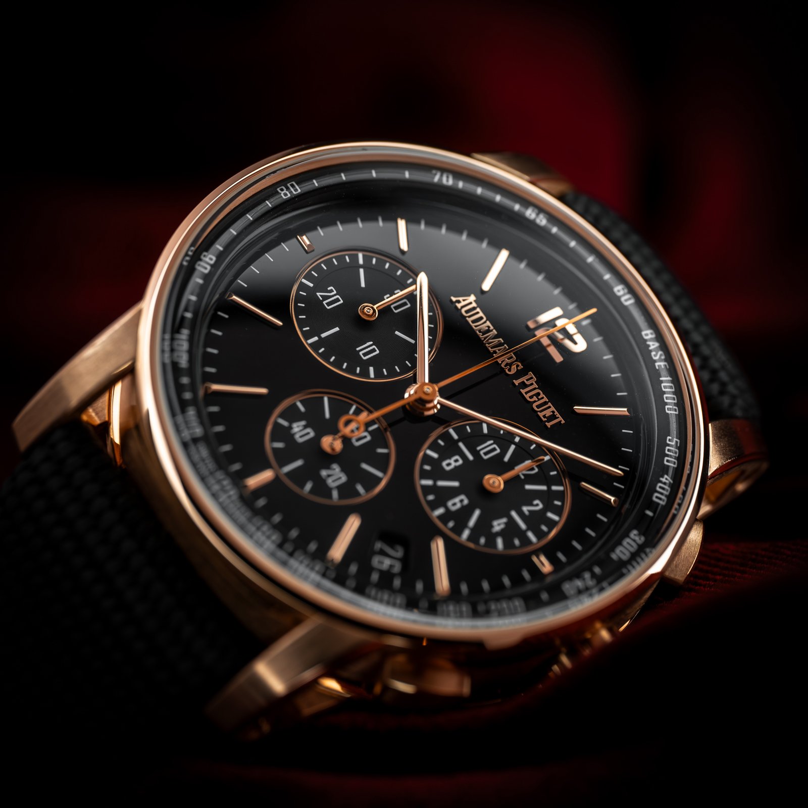 AudemarsPiguetCodeRoseGoldBlack.13.jpg