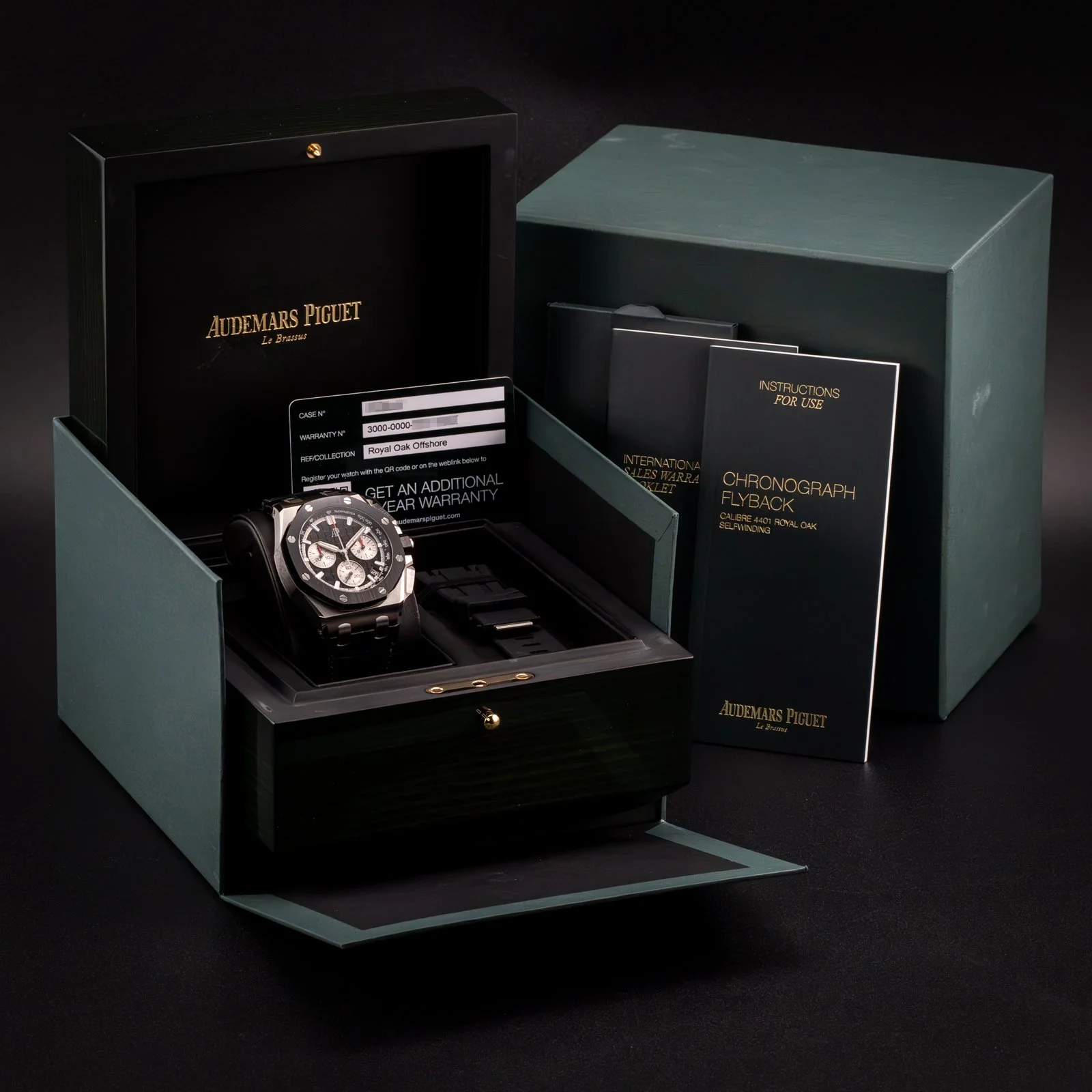 AudemarsPiguetRoyalOakOffshoreBlack.05.jpg