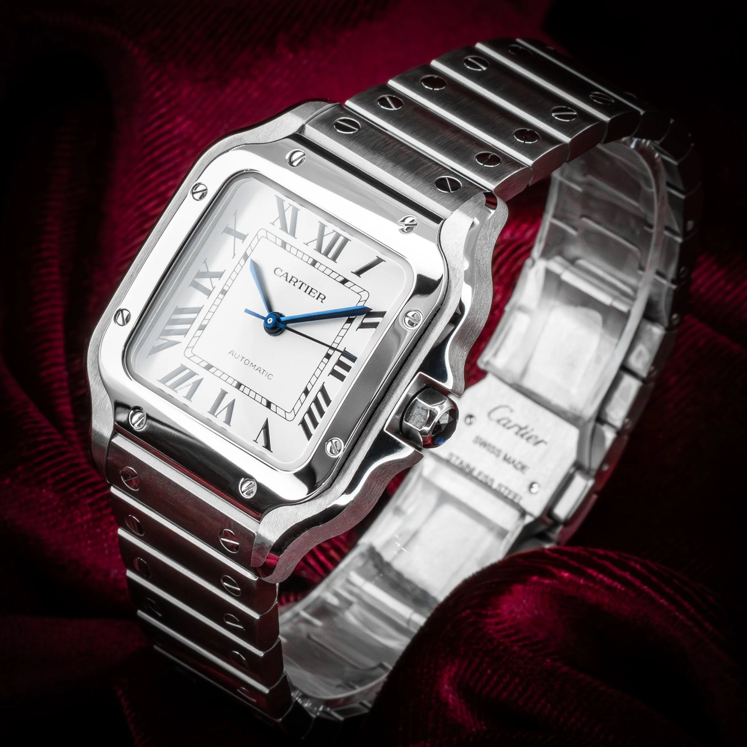 cartier-santos-de-cartier-stainless-steel-white-dial-medium-WSSA0029-the-stellaris-collection.10.jpg