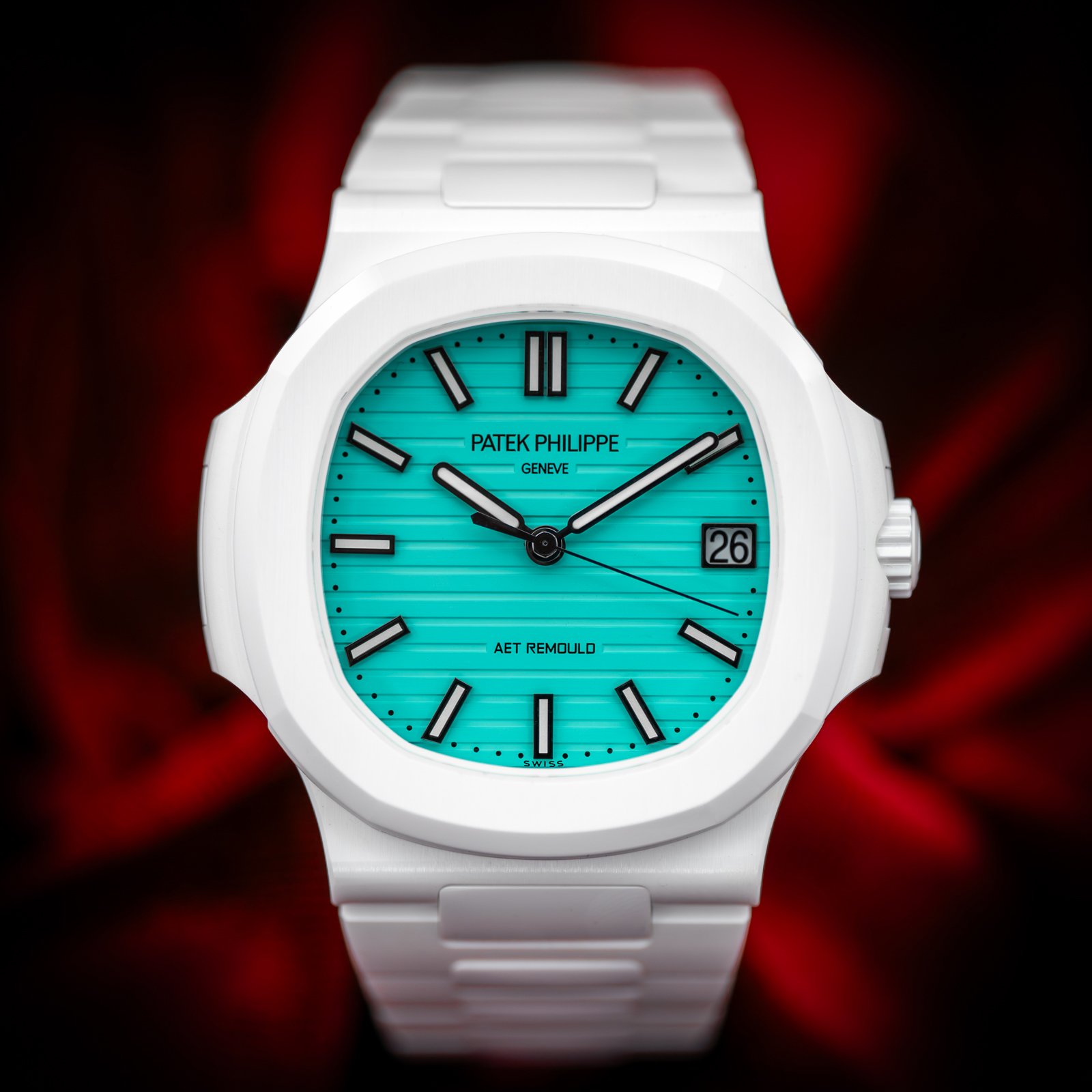 AETRemouldPatekPhilippeNautilusWhiteCeramic.01.jpg
