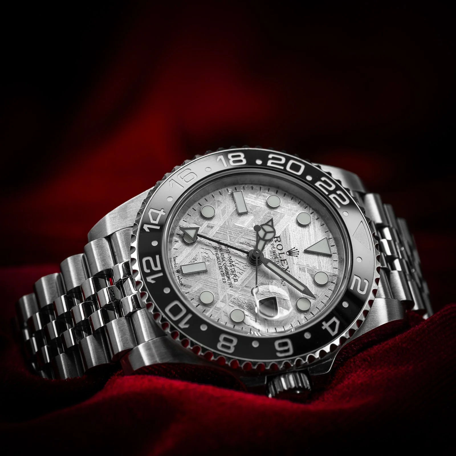 rolex-gmt-master-ii-white-meteorite-bruce-wayne-the-stellaris-collection.02.jpg