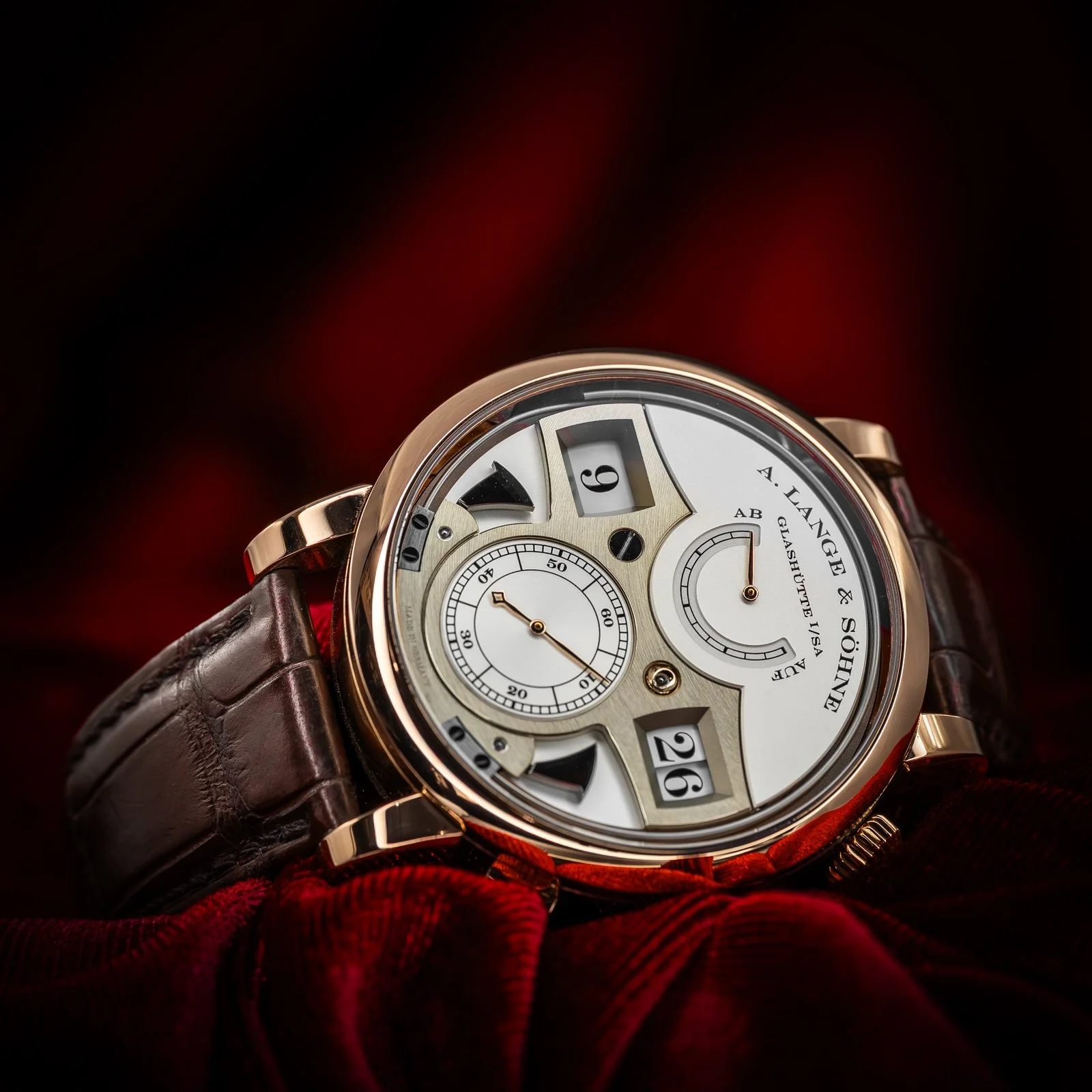 a-lange-&-sohne-zeitwerk-striking-time-pink-gold-145.032-the-stellaris-collection.02.jpg