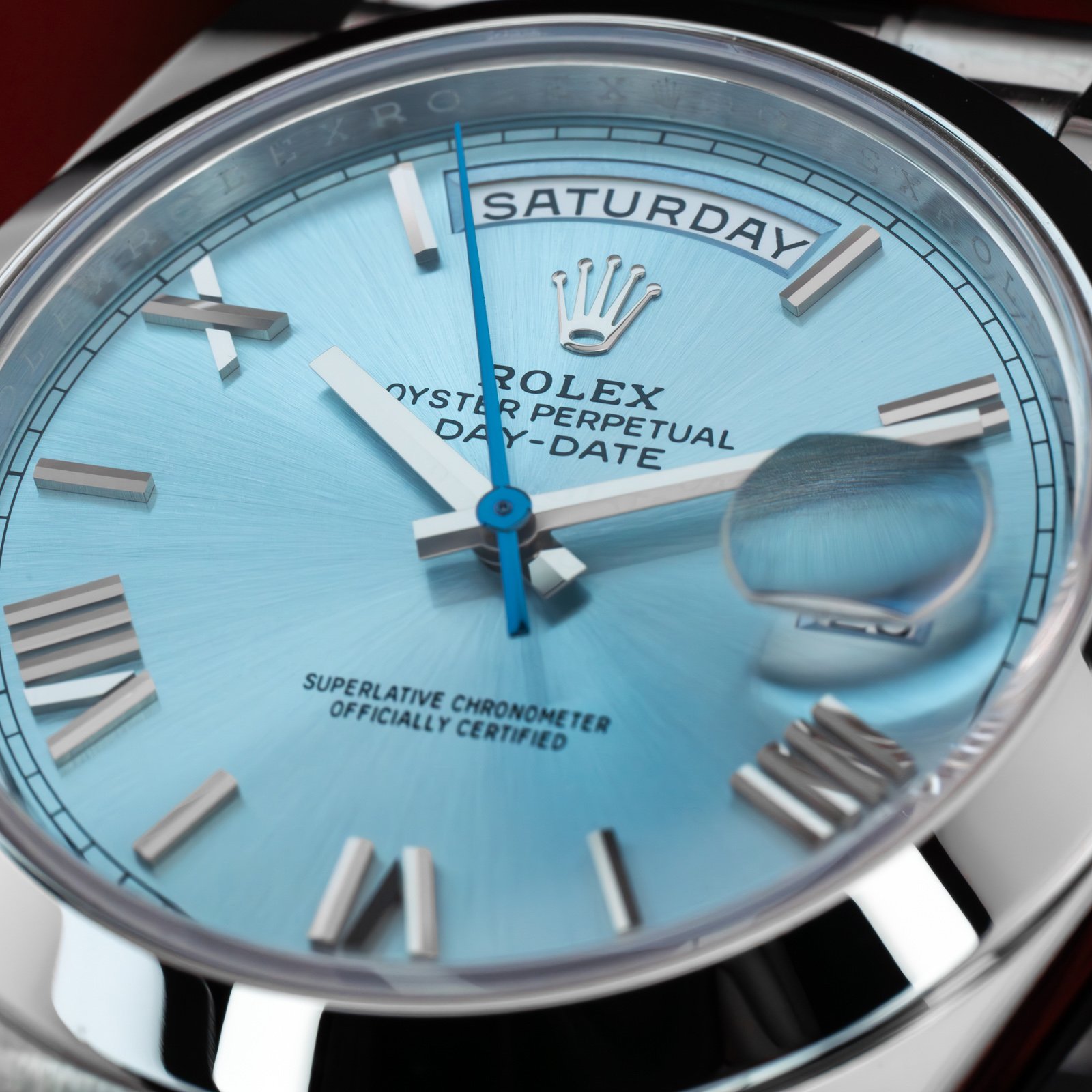 RolexDayDate40PlatinumIceBlueRoman.05.jpg