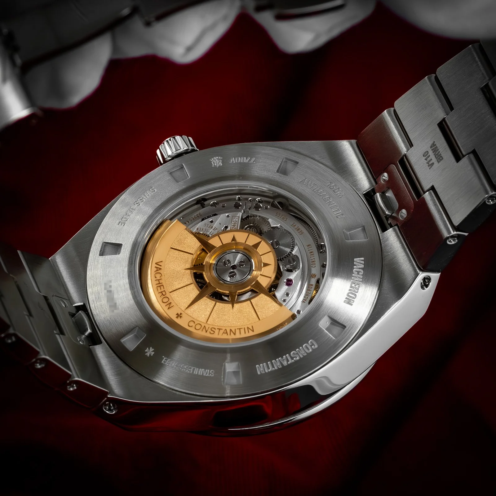 vacheron-constantin-overseas-world-time-7700v-the-stellaris-collection.17.jpg