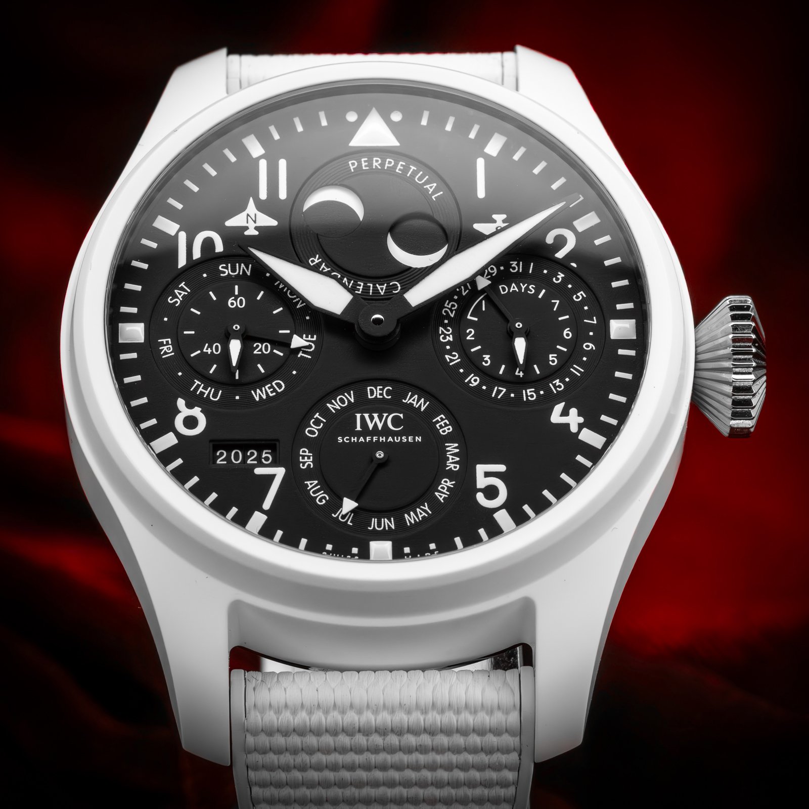 iwc-big-pilot-perpetual-calendar-white-ceramic-iw503008-the-stellaris-collection.08.jpg