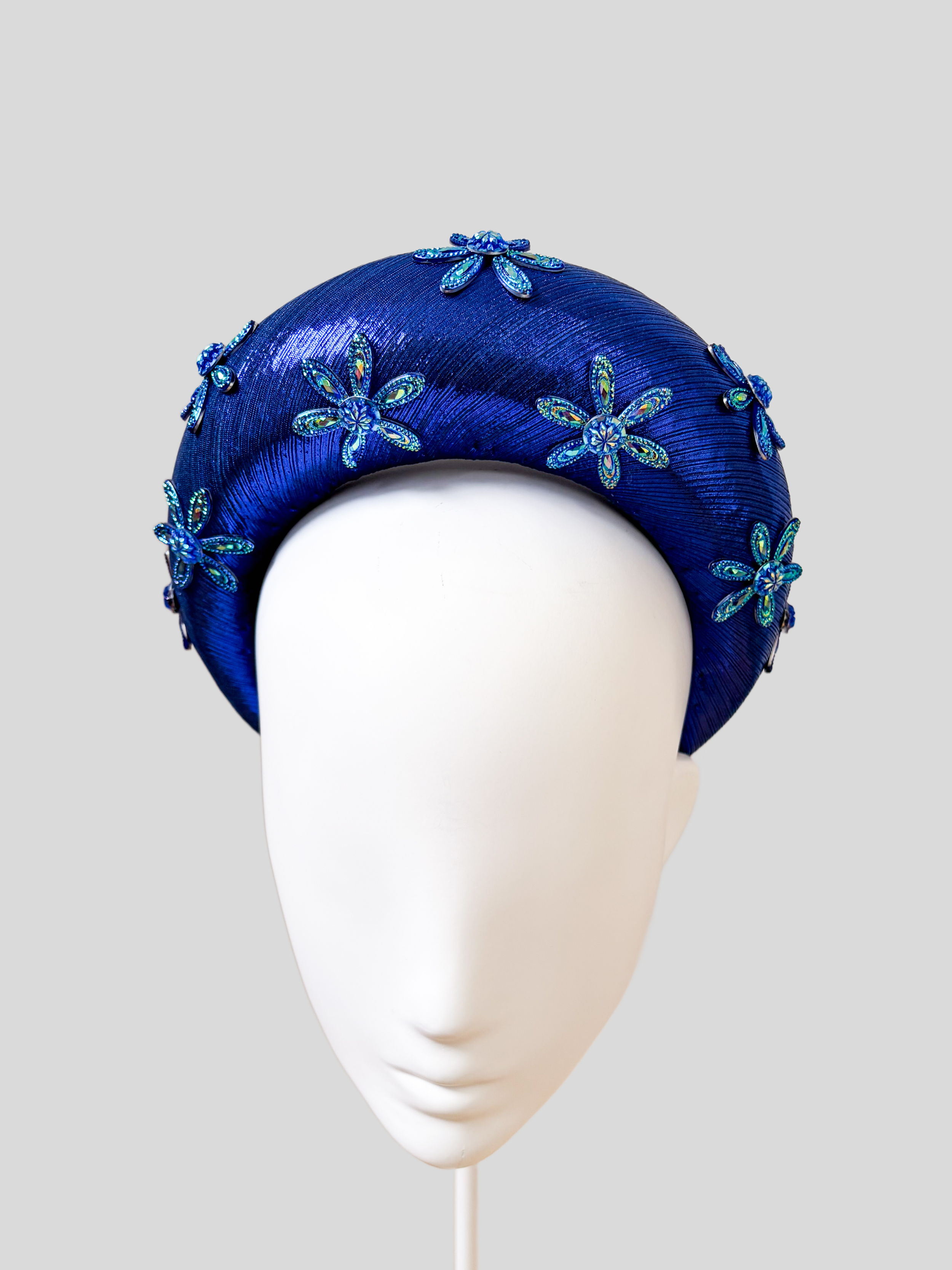 celeste-azul-floral-halo-headband-front.jpg.png