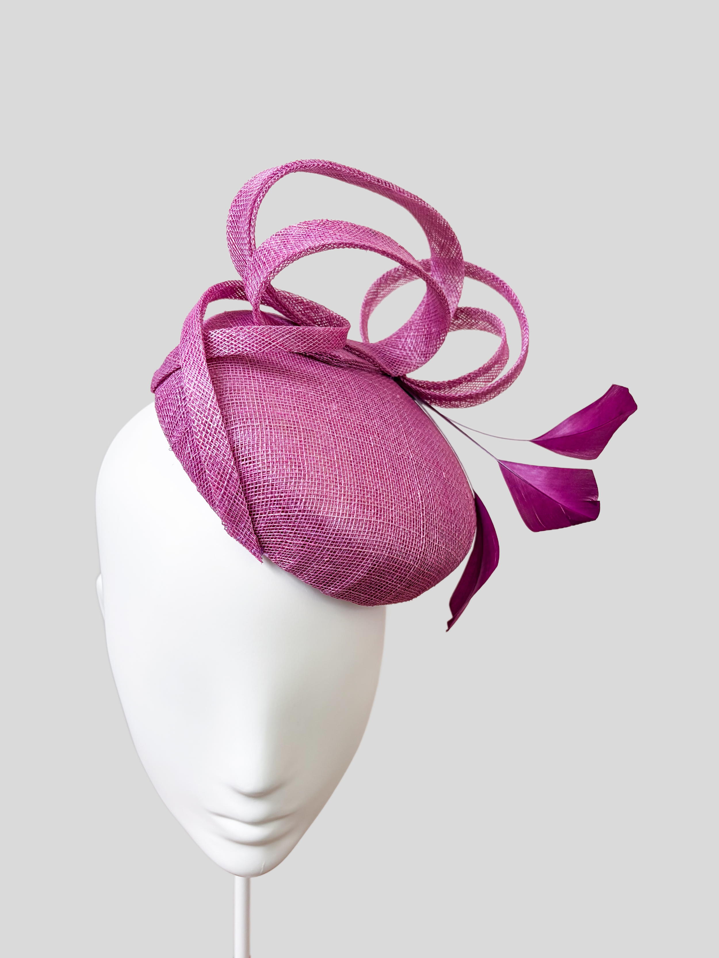 abril-sinamay-cocktail-hat-lilac-purple-front-view (3).png