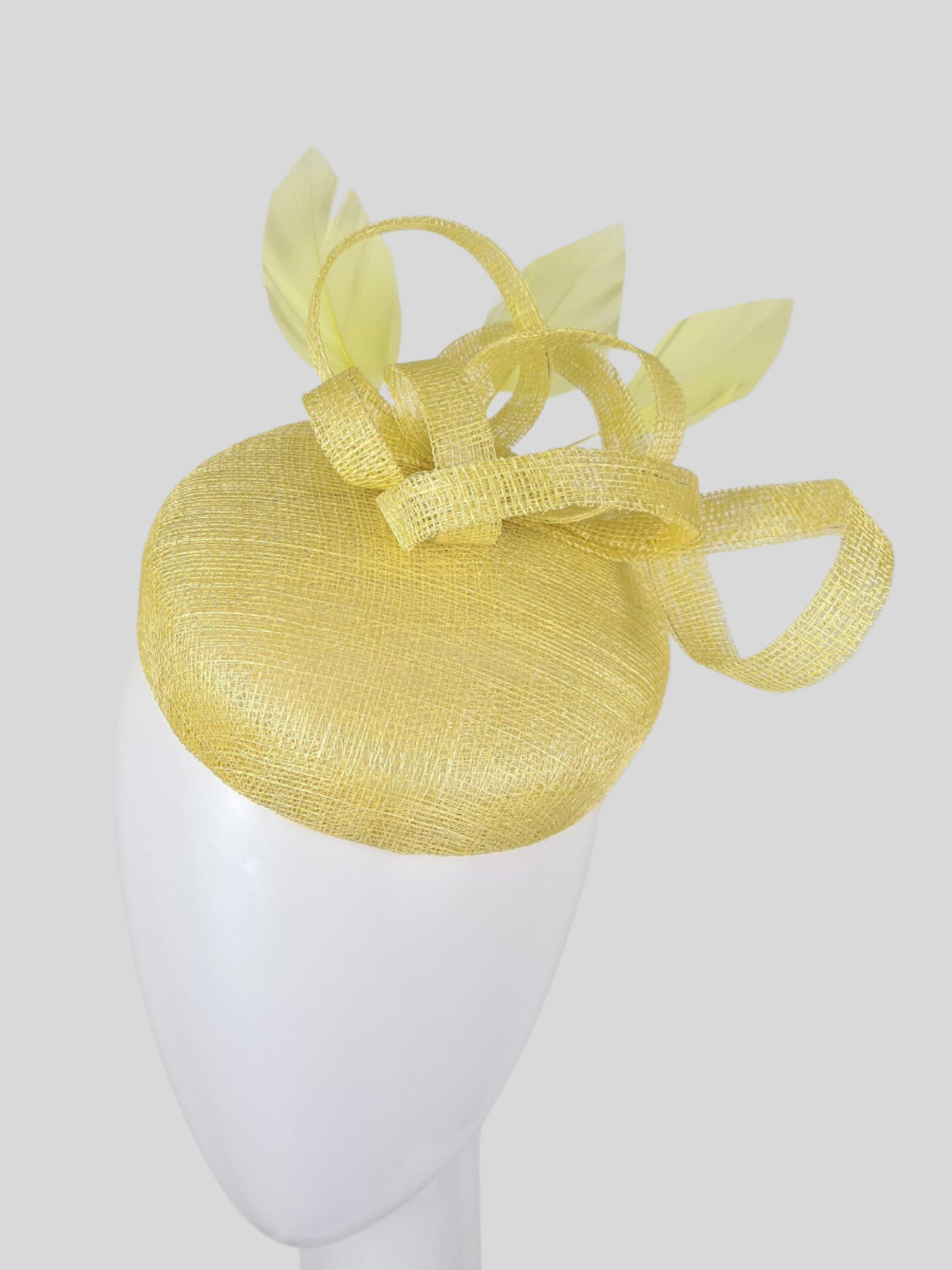 abril-sinamay-cocktail-hat-light-yellow- right-view.png
