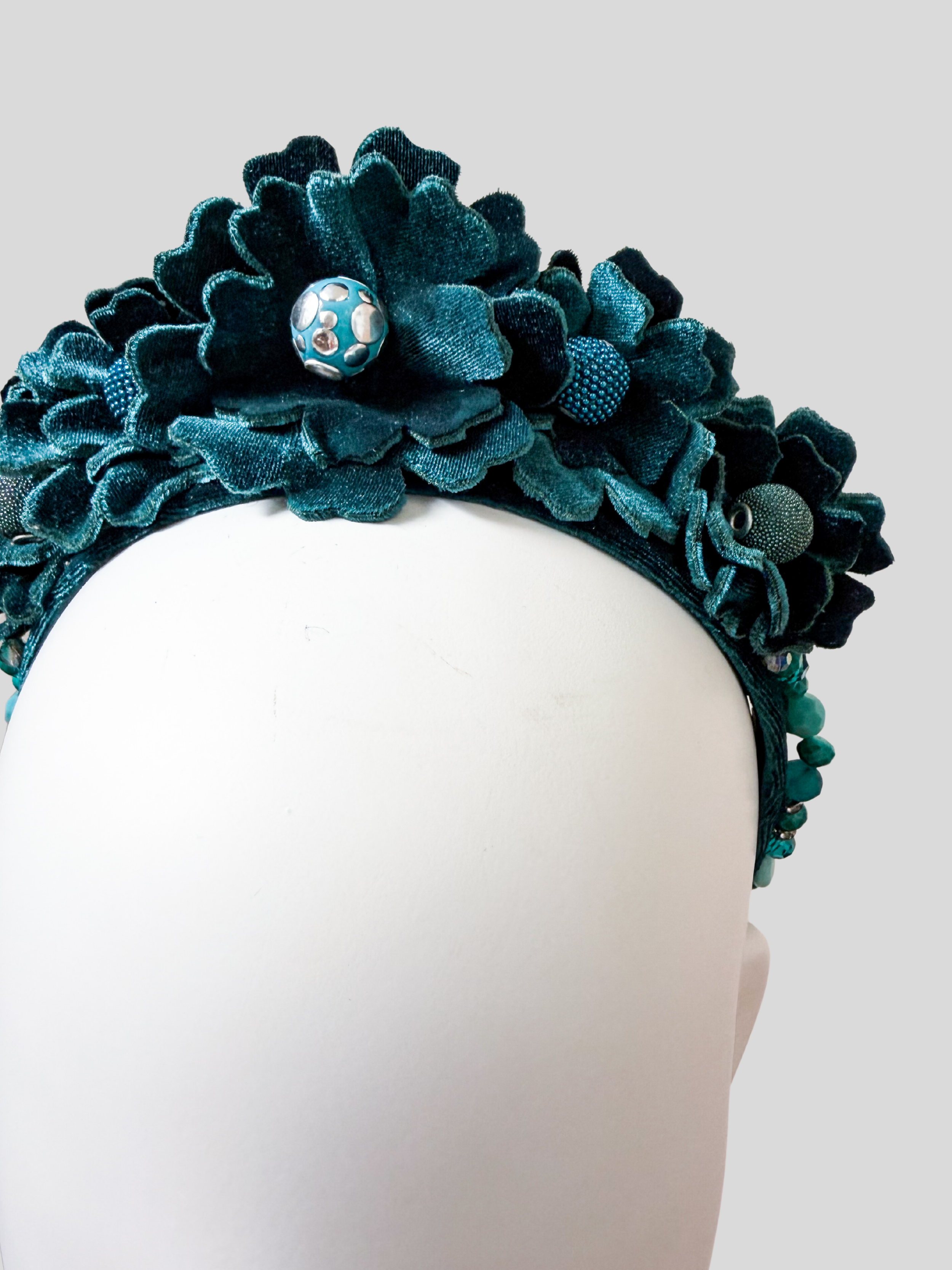 teal-green-velvet-floral-headband-fascinator-elena-close-up.png