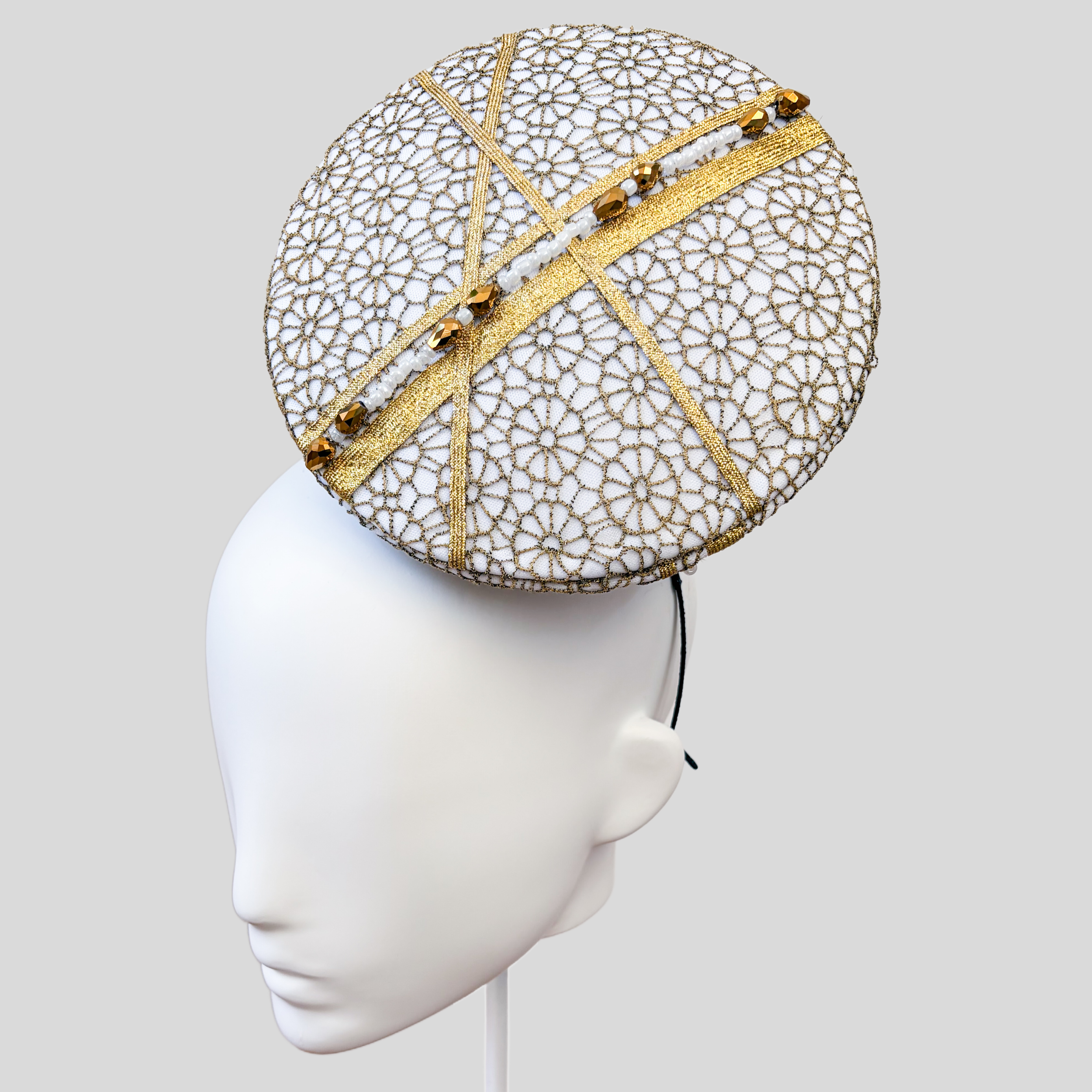 White & Gold Lace Percher Hat | Gloria