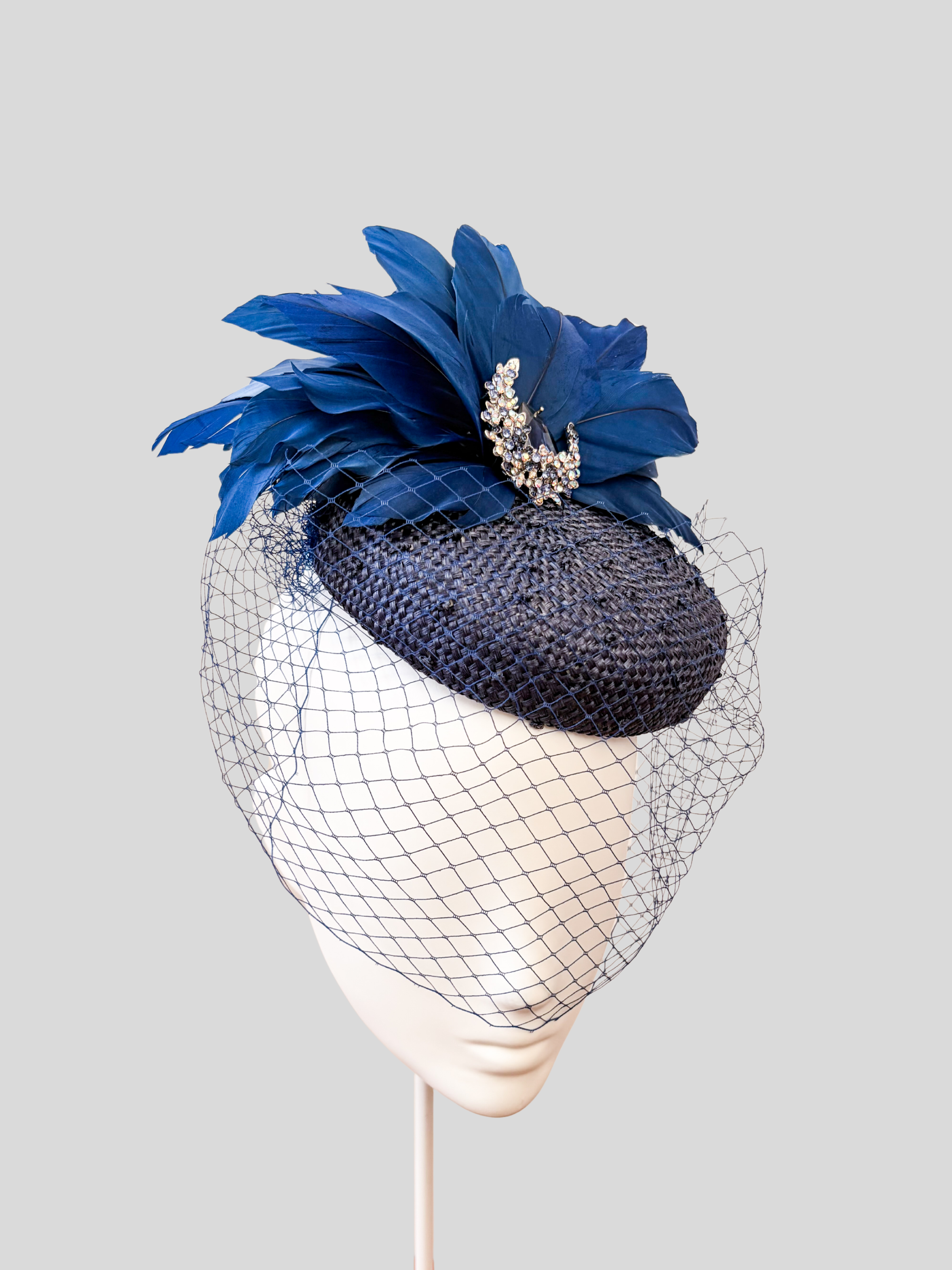 elena-emerald-velvet-crown-left-view.jpg (33).png
