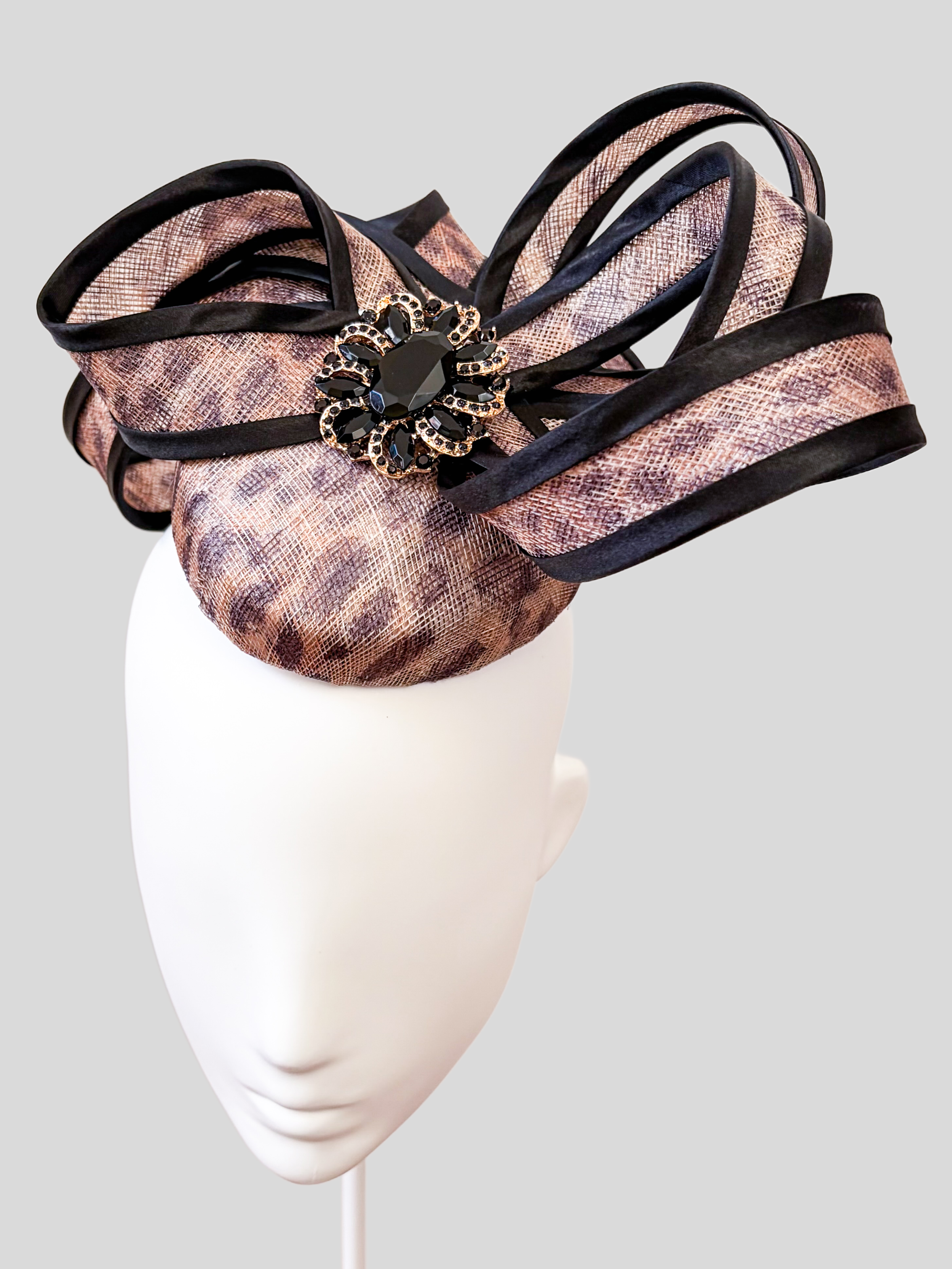 leopard-sinamay-fascinator-front-view.jpg.png