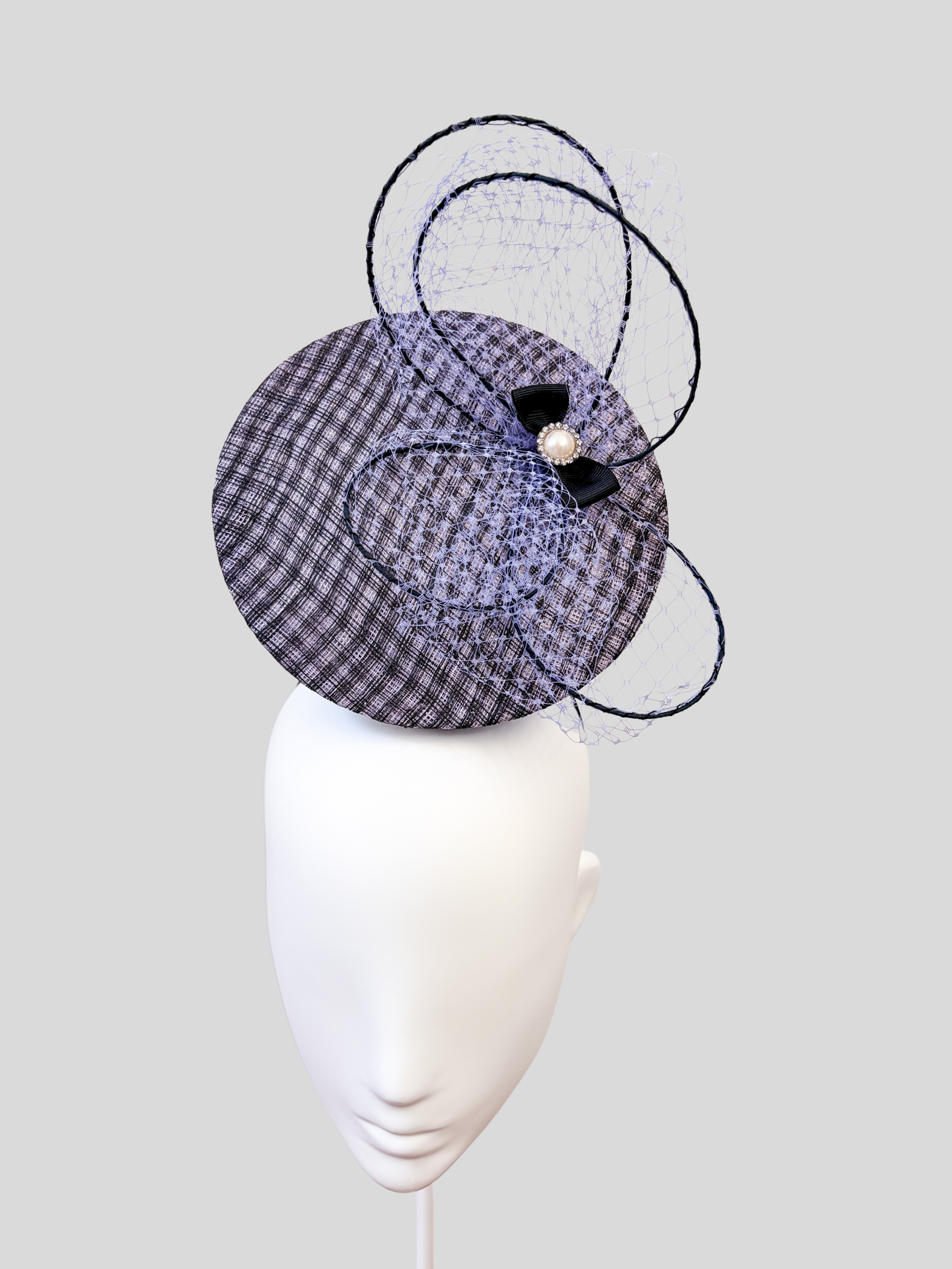 lilac-fascinator-round-base-veiling-pearl-front.jpg.png