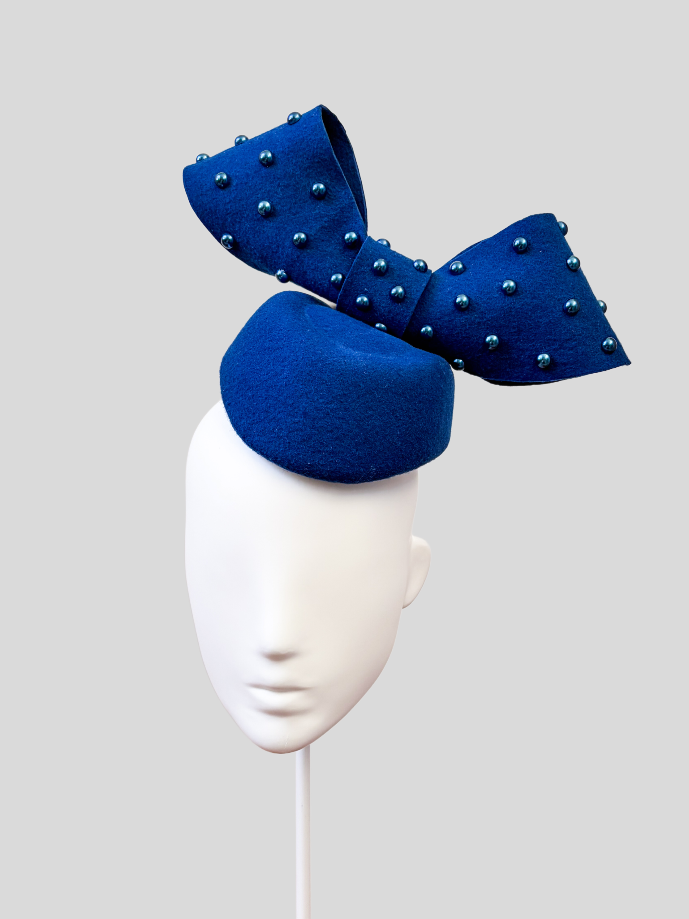 royal-blue-bow-fascinator-beaded-womens-racewear-hat-front.jpg.png