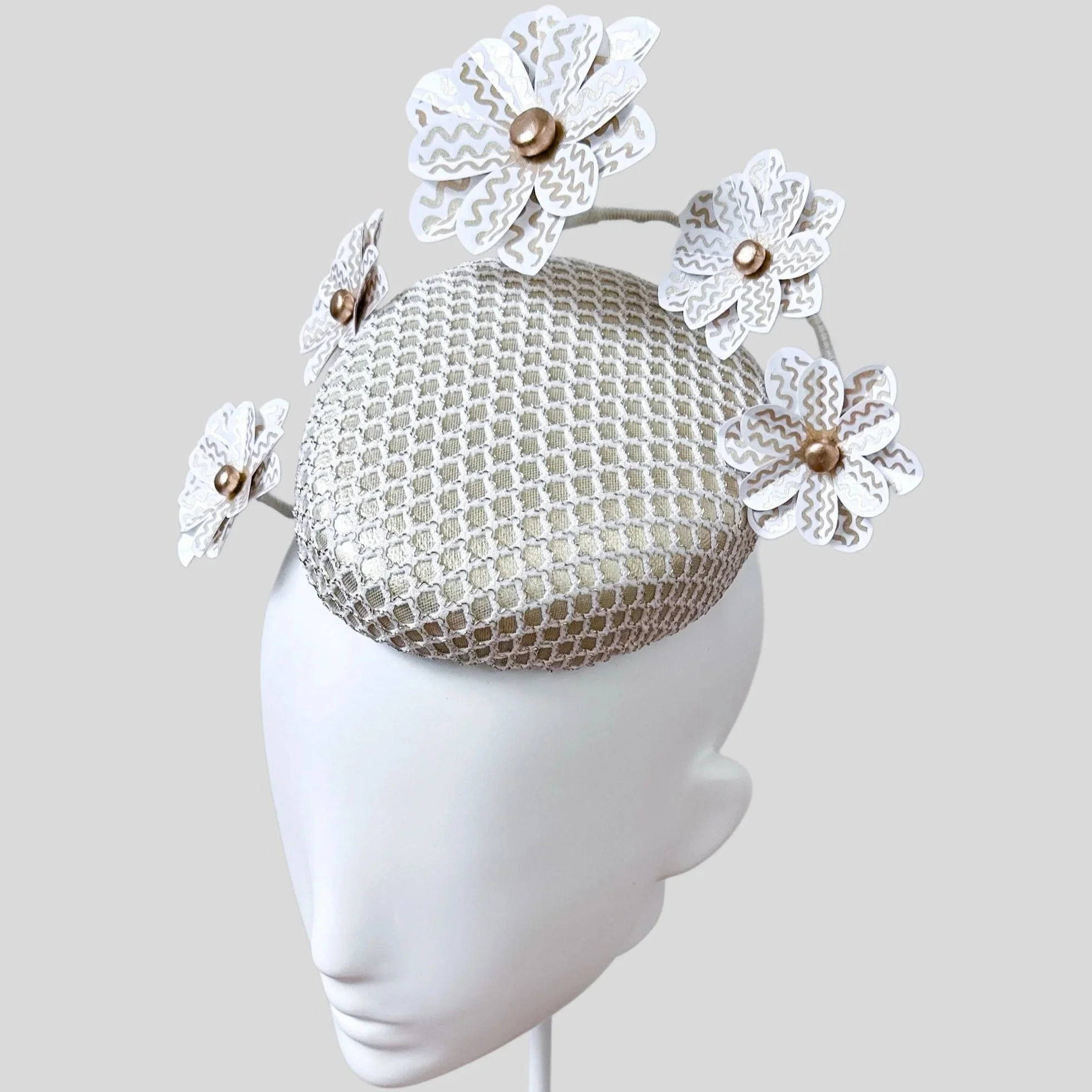 White & Gold Leather Floral Lace Cocktail Hat - Splendore Bianco Oro