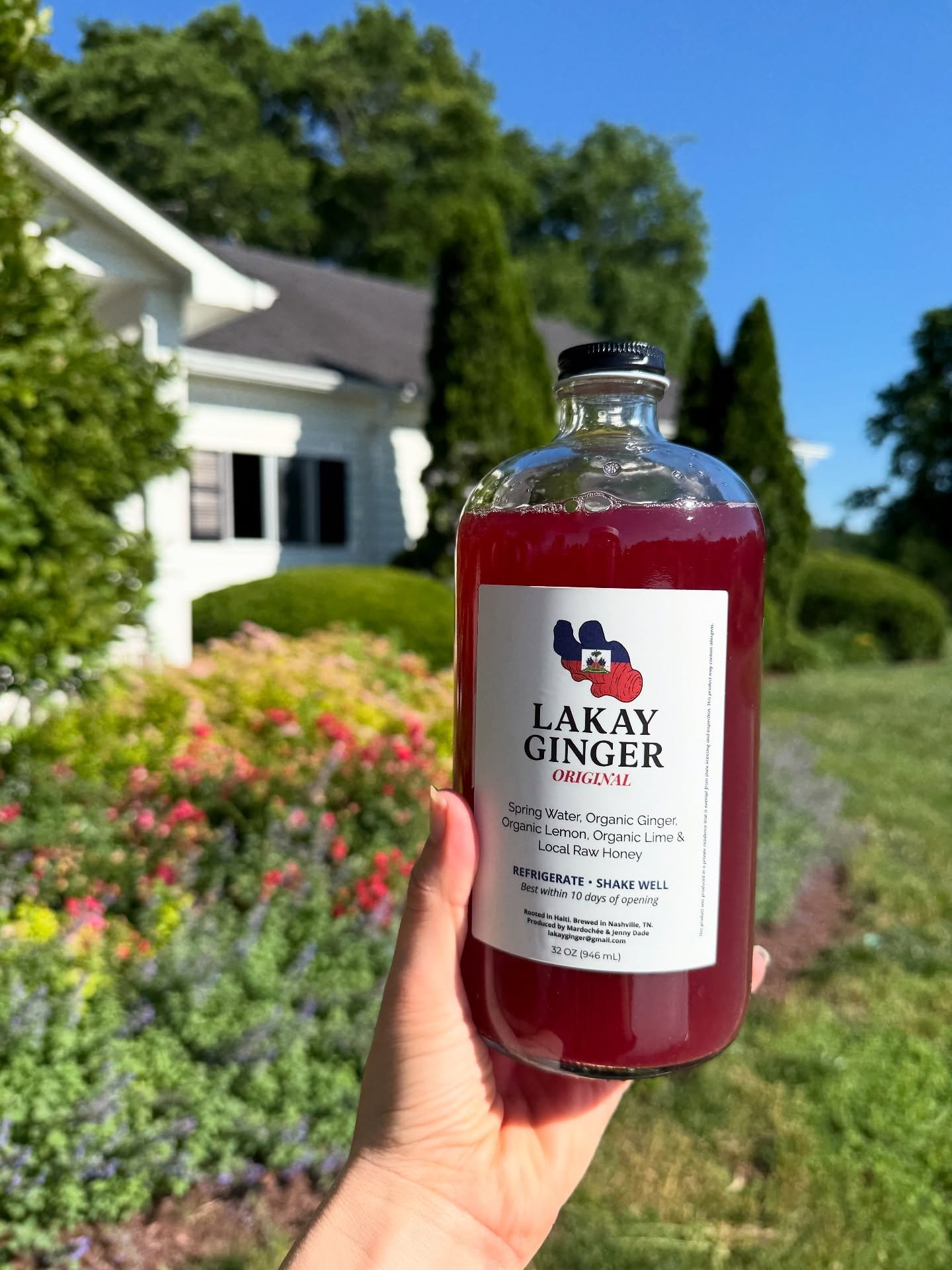 Perks of having awesome patients&hellip;

Samples of their amazing products, like the delicious @lakayginger, a holistic Haitian-inspired drink made with organic ingredients!

This is such a refreshing drink that promotes healing benefits, you defini
