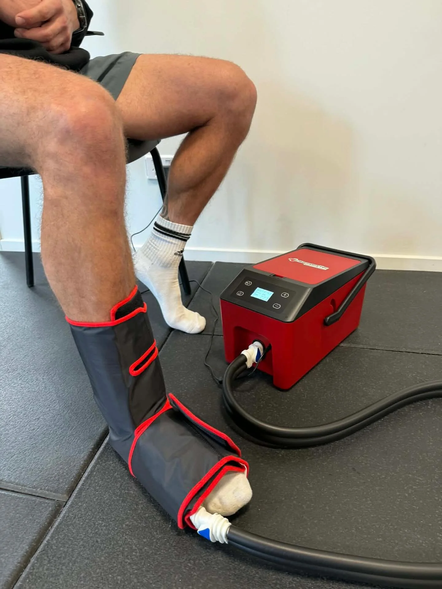 An ankle sprain got you down? 🩼
Post-surgery swelling limiting your movement?

Hire our CryoPush with ankle attachment to help manage pain and swelling early, so you can start moving sooner.

Cold + compression = smarter recovery.

📩 DM RecoveryTec