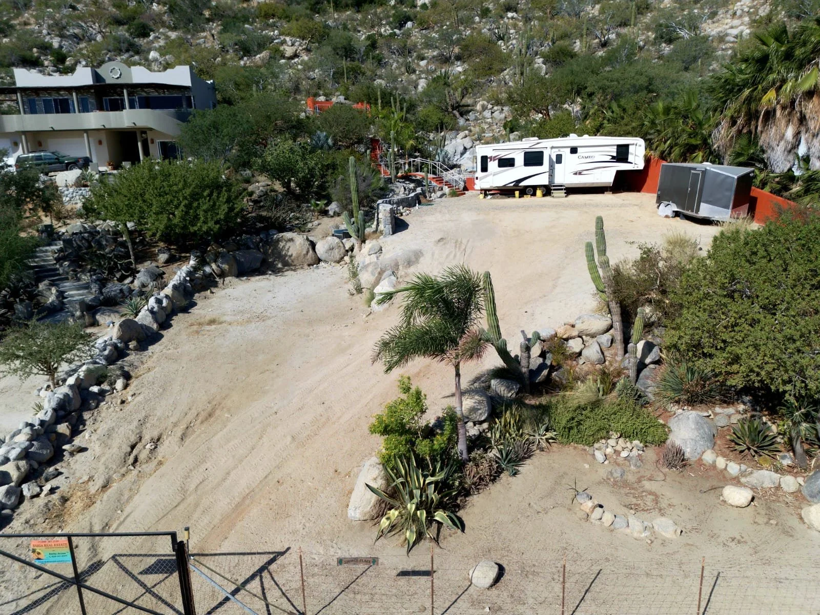 PHOTO-2025-12-09-16-30-10 4.jpg