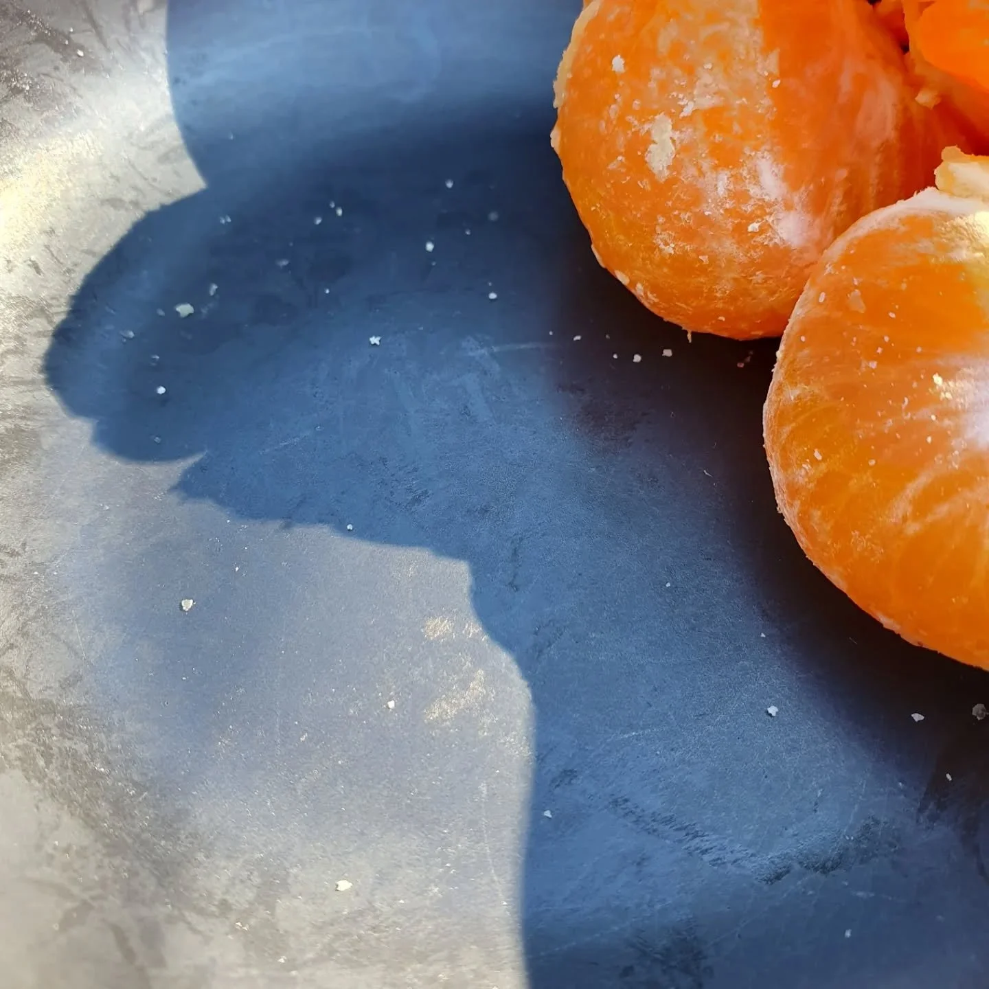 Cheeky Mandarins! Great time of year for citrus.

#mandarins