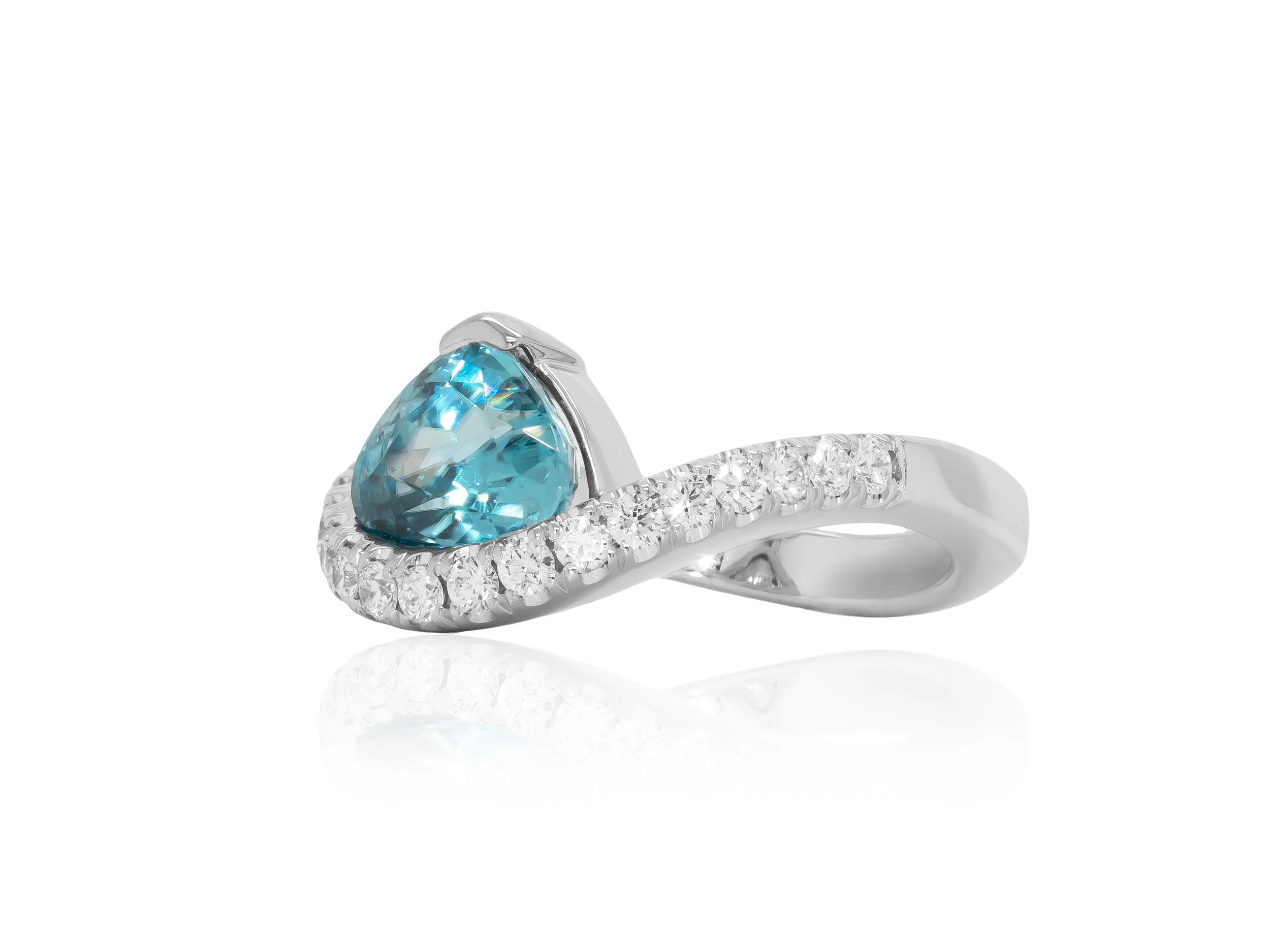 14KTW Zircon 3.58ct Dia .jpg
