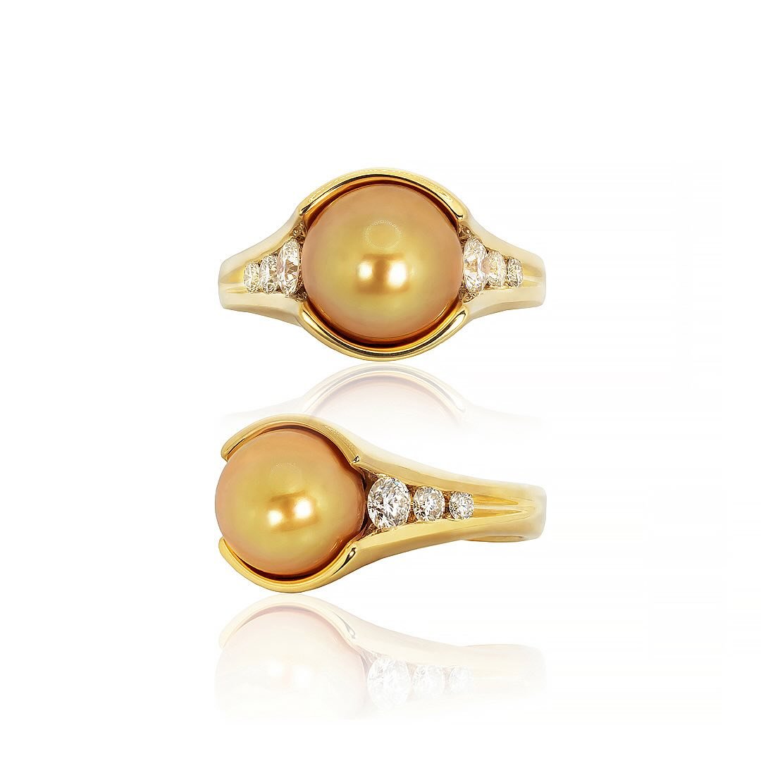 Pearl and Diamond Ring
Pearl: Golden South Sea - 10MM
Diamonds: .54ctw - VS1 - D/E
18kt Yellow Gold
$7,000

Big Island Jewelers
Fine Jewelry - Made by Hand
#madeinhawaii