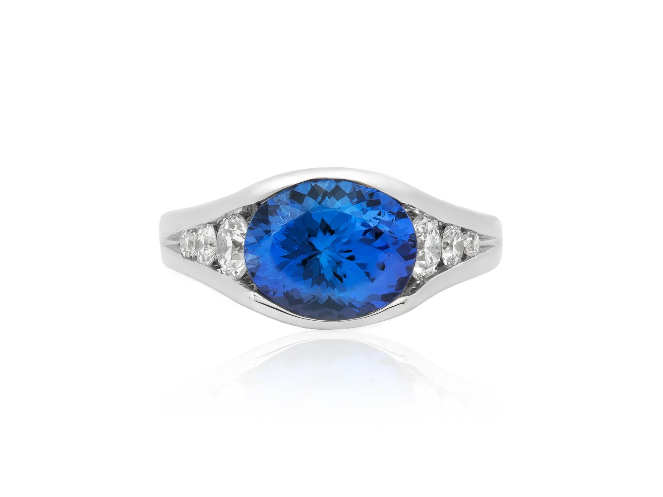 14 KTW Tanzanite 2.8ct D.68ctw VS1 D_E $15,000 1.jpg