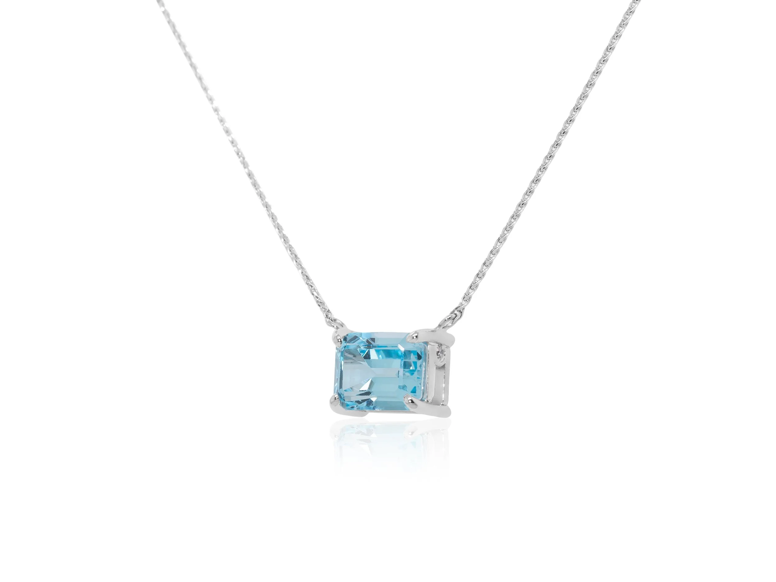 14KTW Zircon 2.5cts D.06 16IN $2800 2.jpg