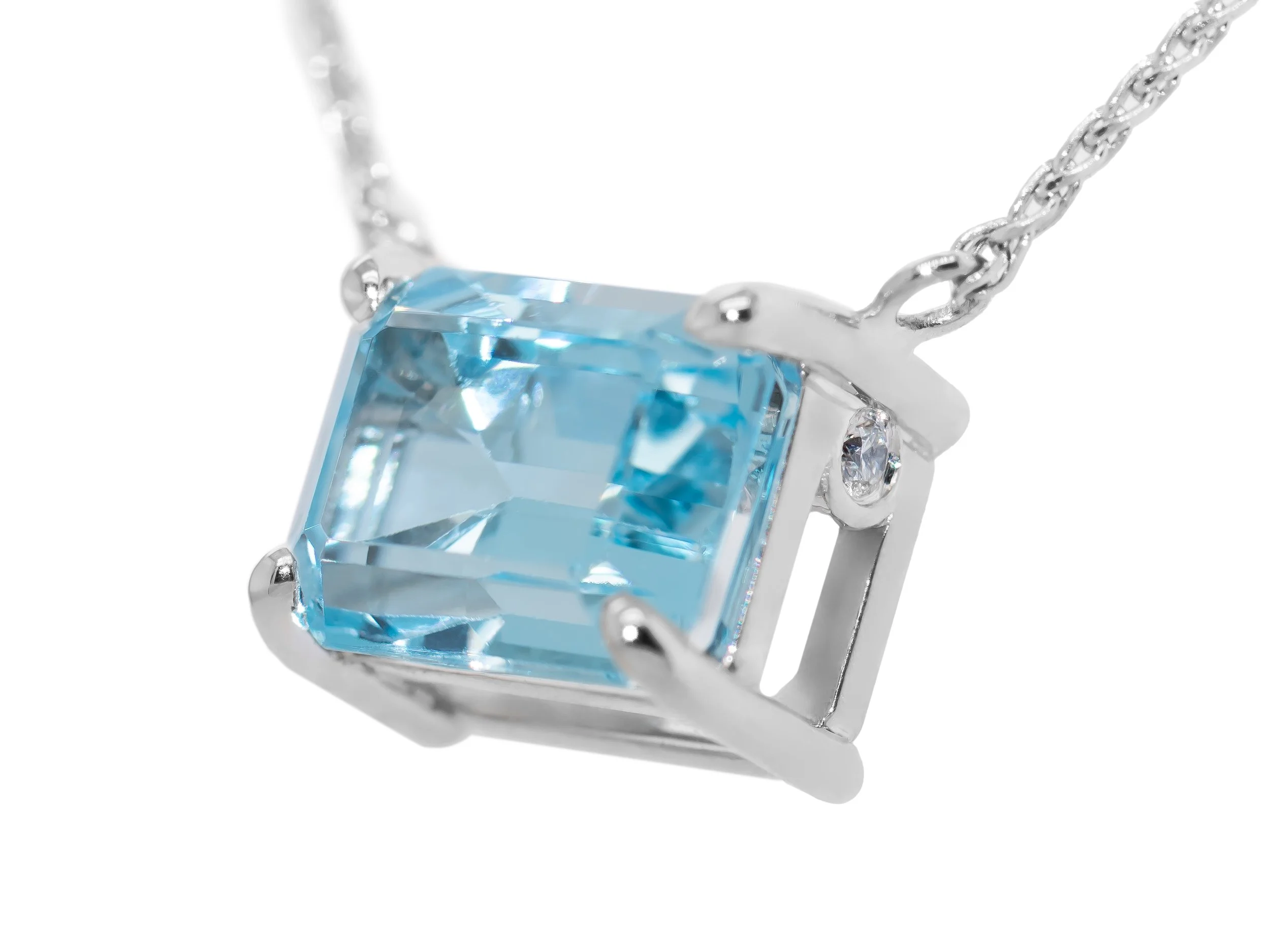 14KTW Zircon 2.5cts D.06 16IN $2800 3.jpg