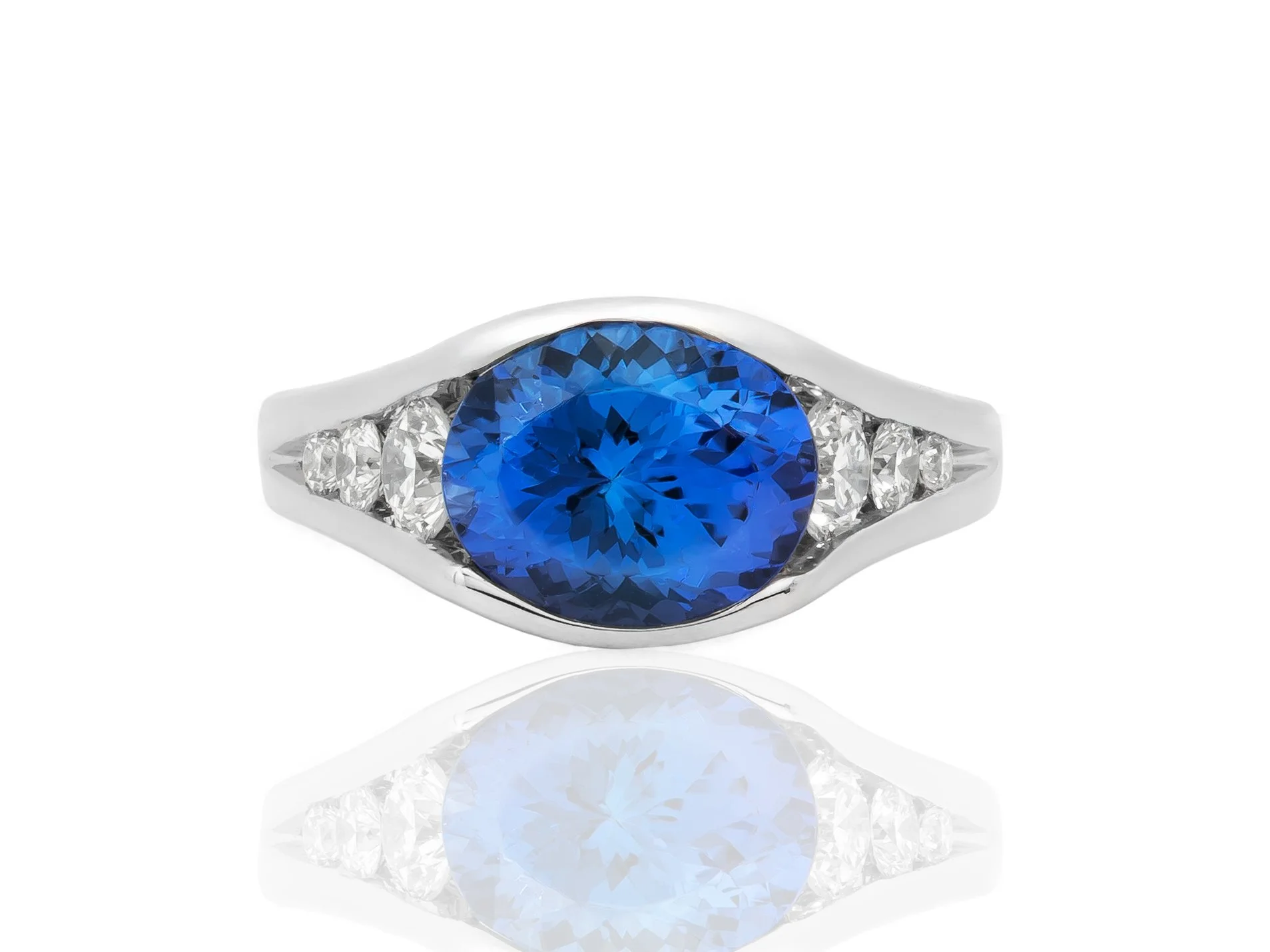 14 KTW Tanzanite 2.8ct D.68ctw VS1 D_E $15,000 1.jpg
