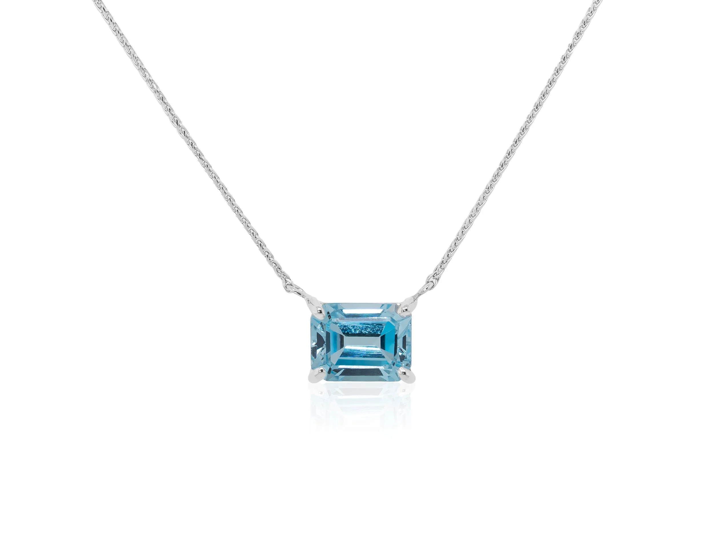 14KTW Zircon 2.5cts D.06 16IN $2800 1.jpg