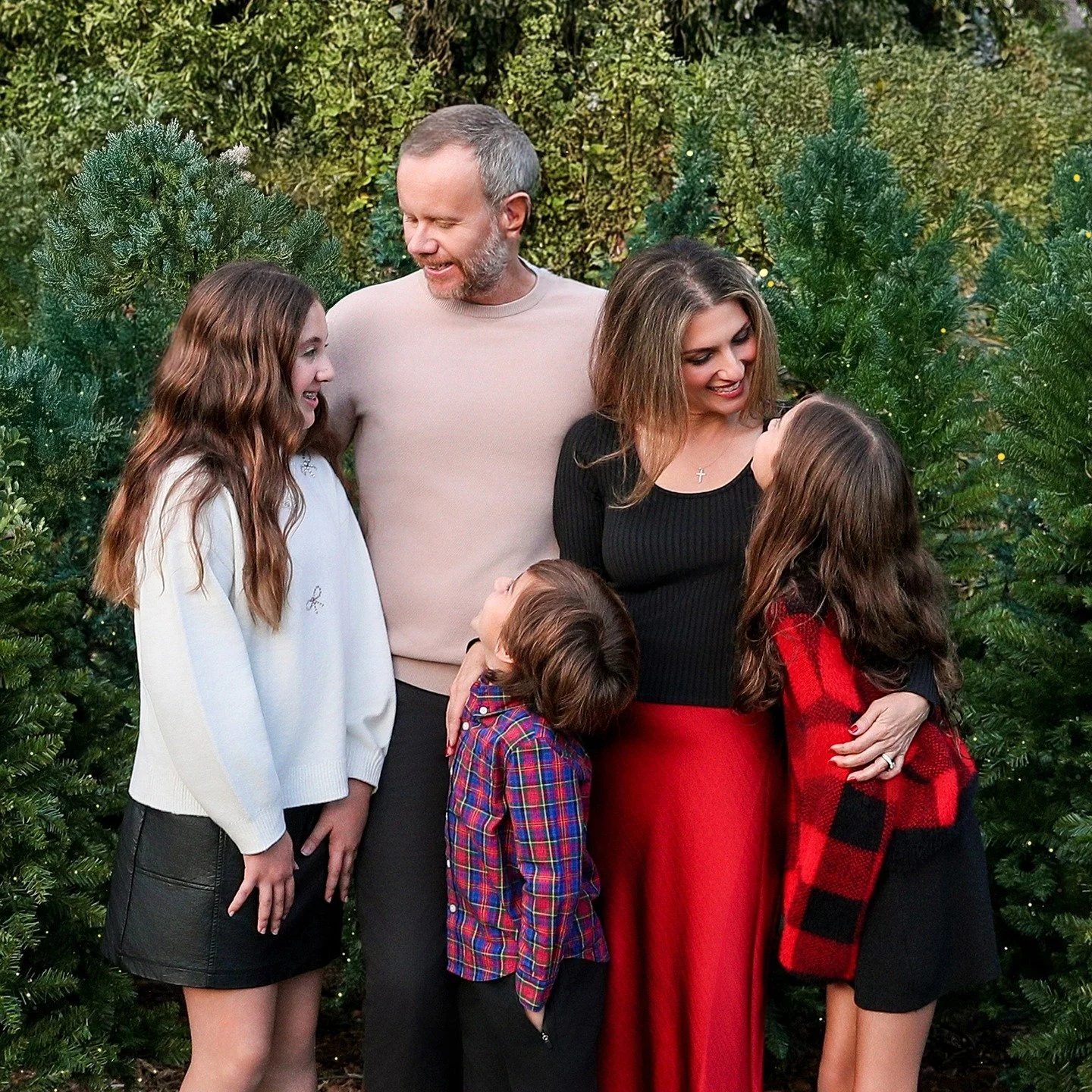 1 spot left for trees outside....we still have more room for studio minis and other locations just reach out....via email as my DMs are overflowing.