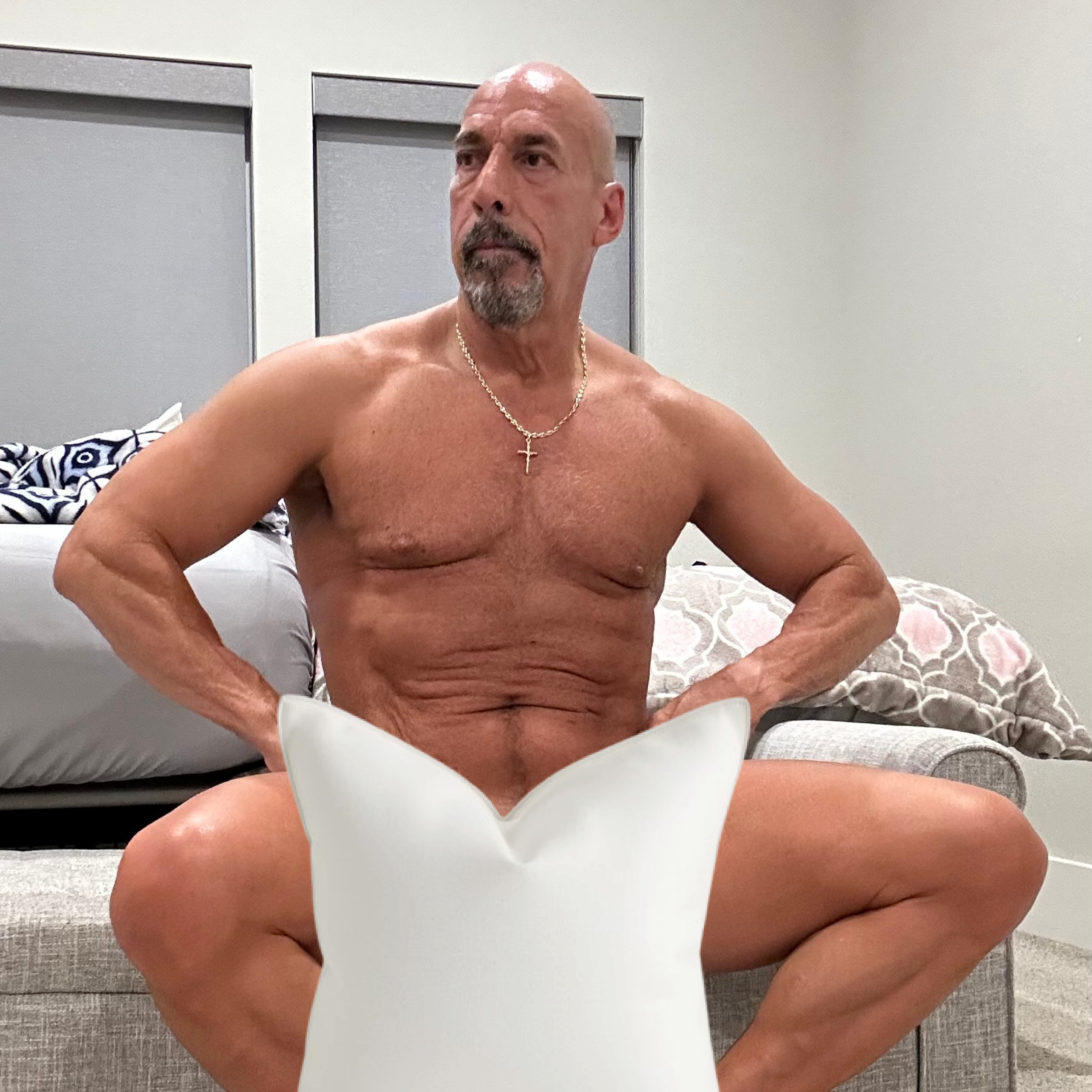 Play Figures with Luis Soto