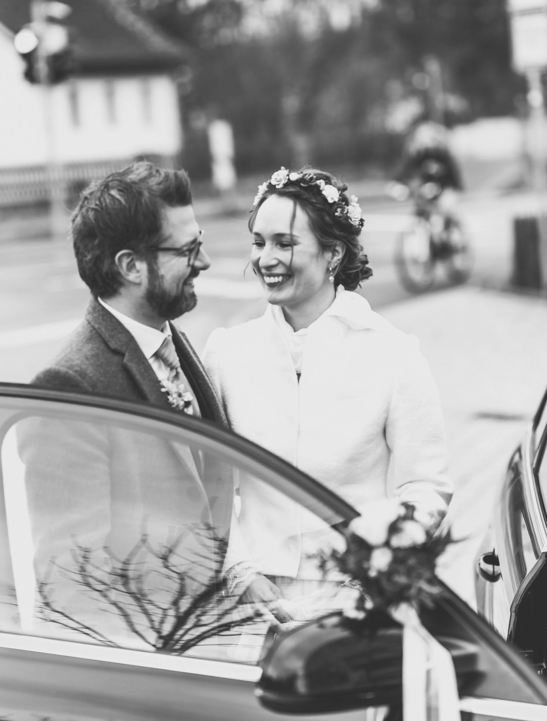 Babsi & Basti 26-02-22 vor und nach dem Standesamt-46.jpg