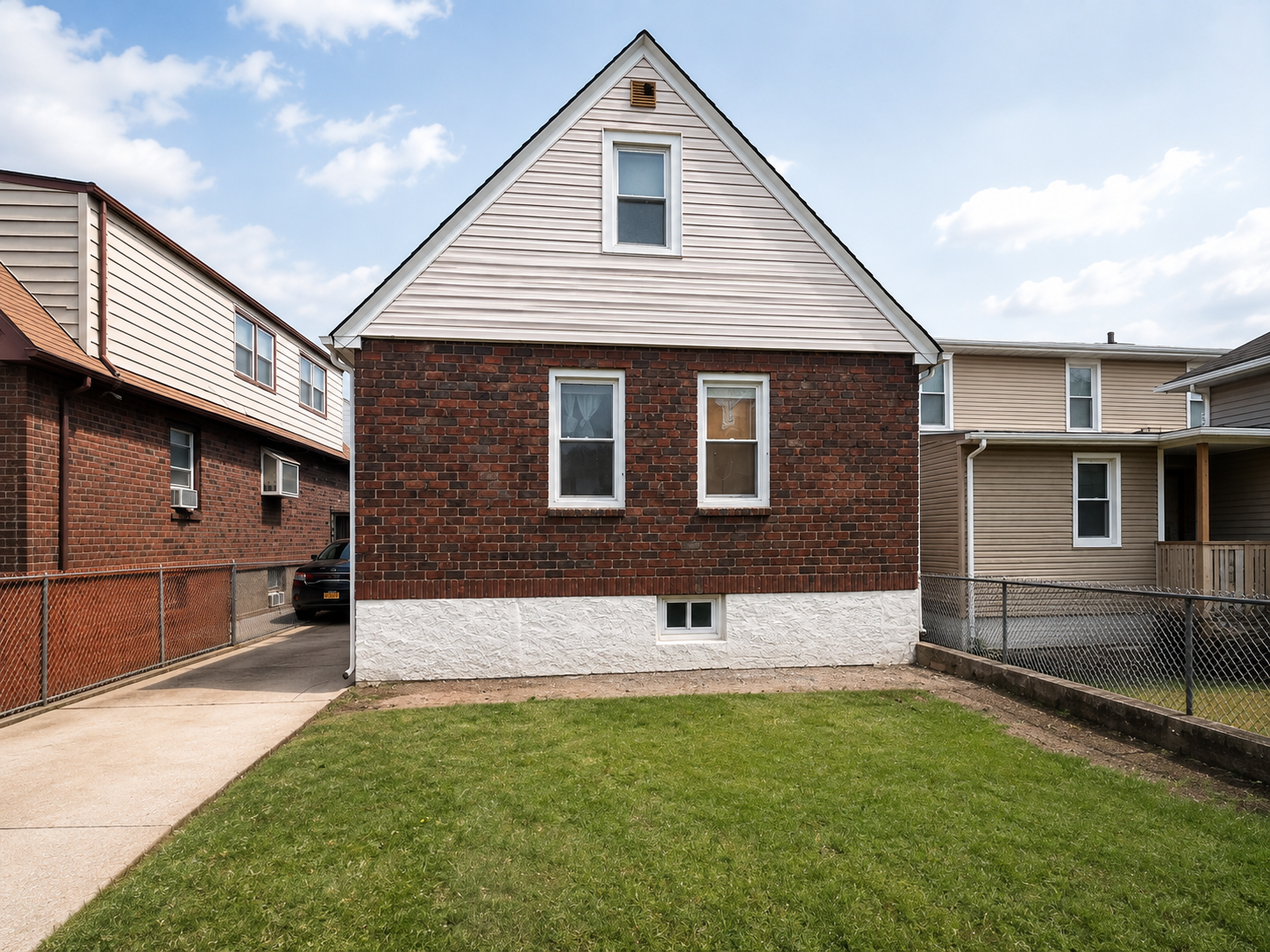 229-14 141st - Backyard:Driveway.png