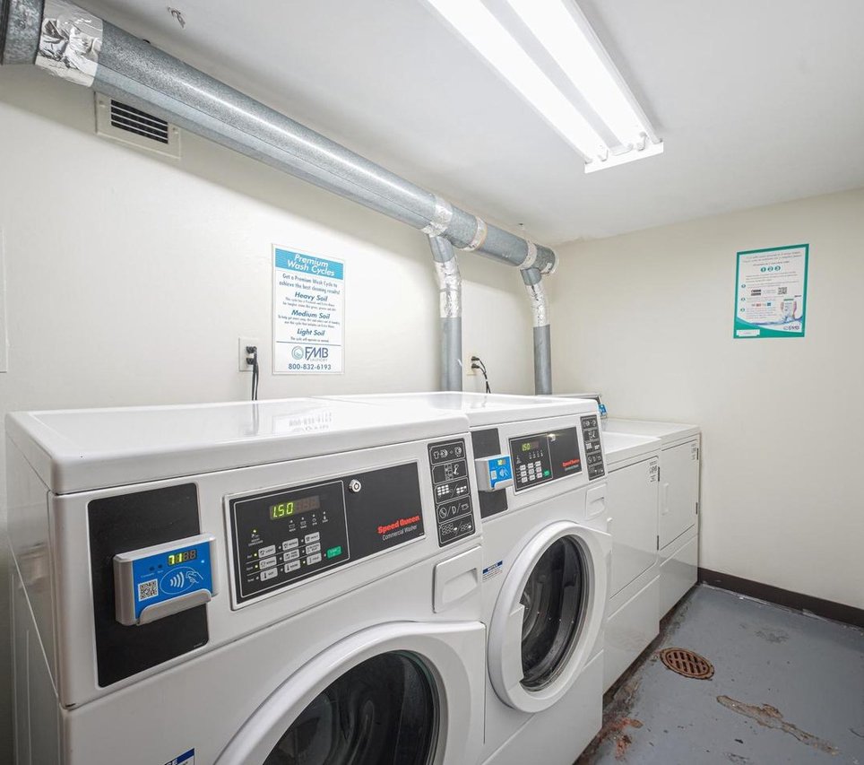 4600-laundry.jpg