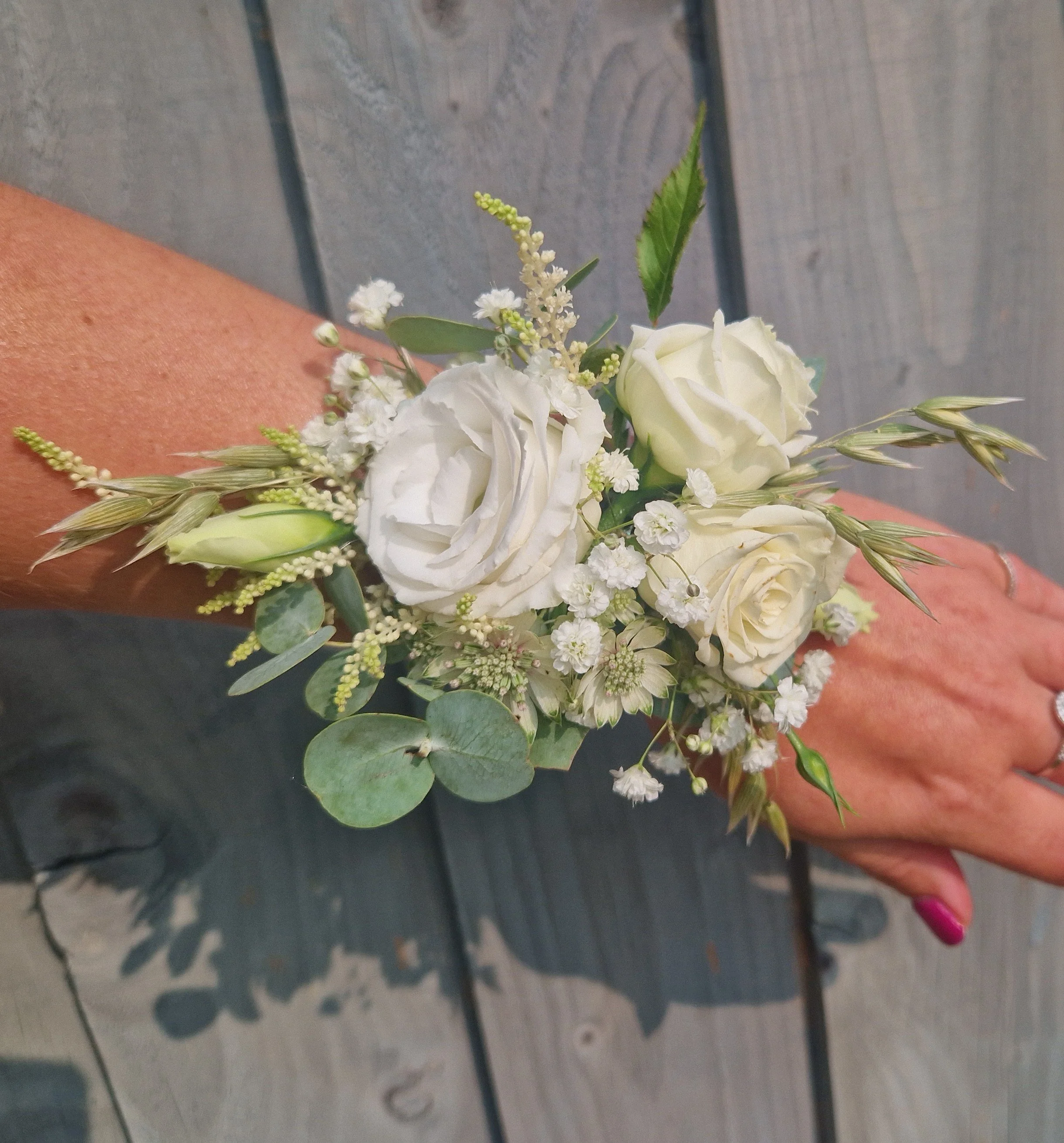 Wrist corsage