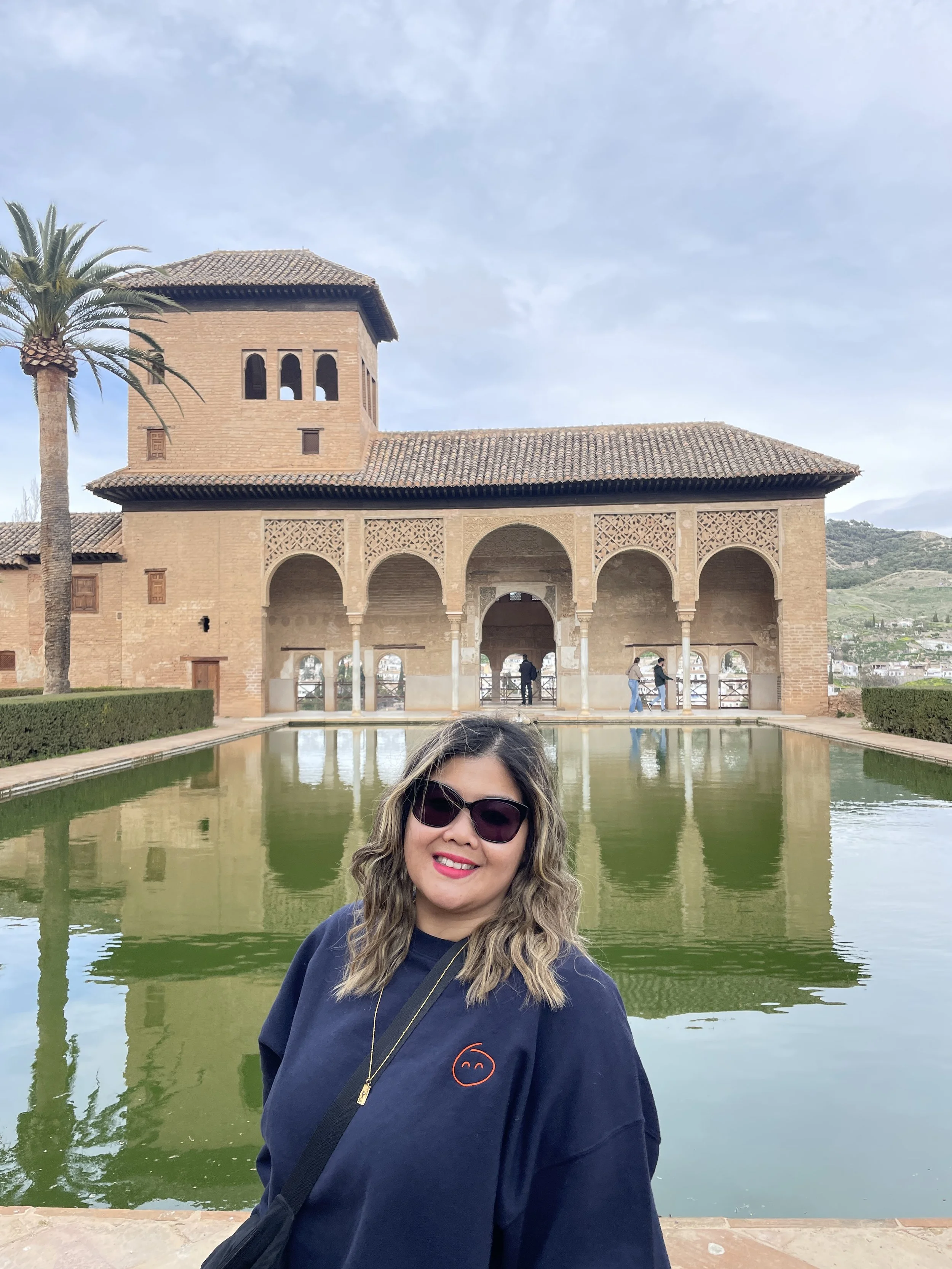 LOGO Unisex Premium Sweatshirt