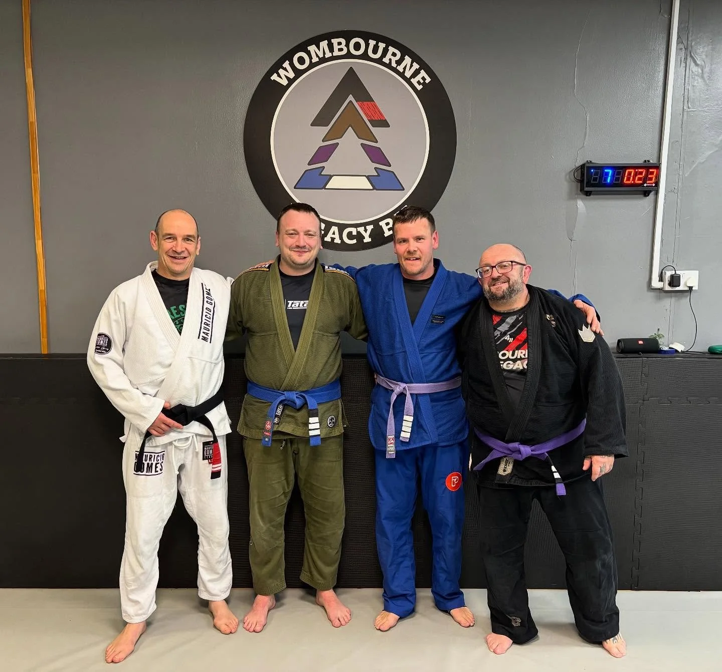 Congratulations to, from left to right, Grant, Rich and Mark on their stripes tonight. Hard work and consistency pay off

#mauriciogomeslegacy #wombournelegacybjj #braulioestimablackbelt #jiujitsu #bjj #womensbjj #selfdefence #kidsmartialarts #wombou