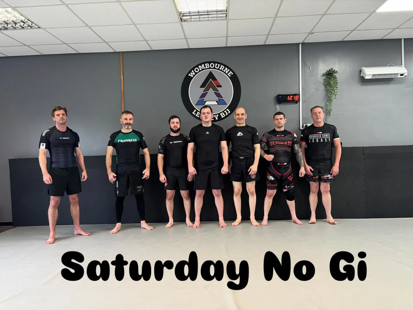 A nice surprise visit from Jason today

#mauriciogomeslegacy #wombournelegacybjj #braulioestimablackbelt #jiujitsu #bjj #womensbjj #selfdefence #kidsmartialarts #wombourne #pensnett #wallheath #wordsley #kingswinford #bridgnorth #heatzbeatzandtechniq