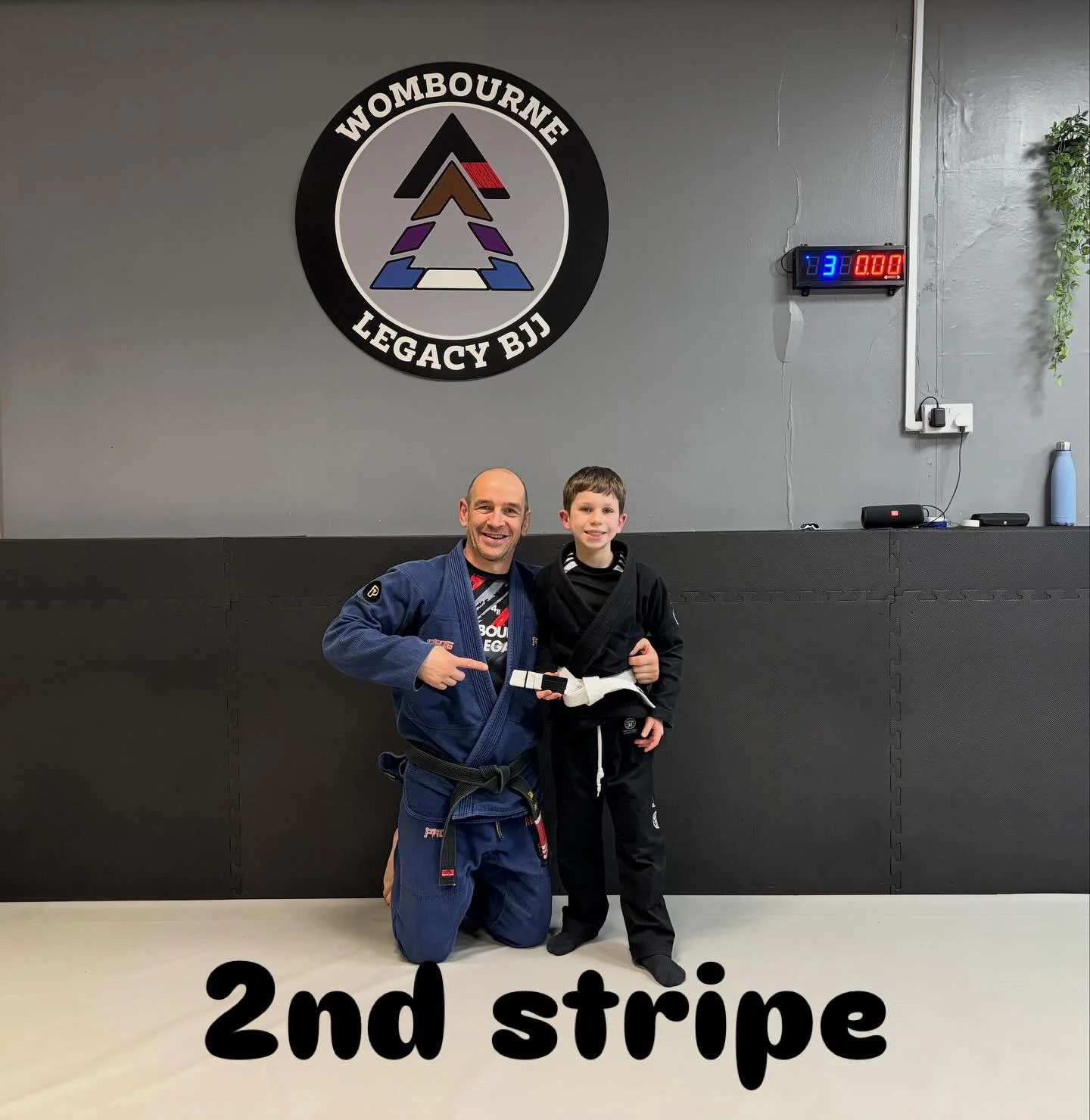 Congratulations to Josh on earning his second stripe tonight.

#mauriciogomeslegacy #wombournelegacybjj #braulioestimablackbelt #jiujitsu #bjj #womensbjj #selfdefence #kidsmartialarts #wombourne #pensnett #wallheath #wordsley #kingswinford #bridgnort