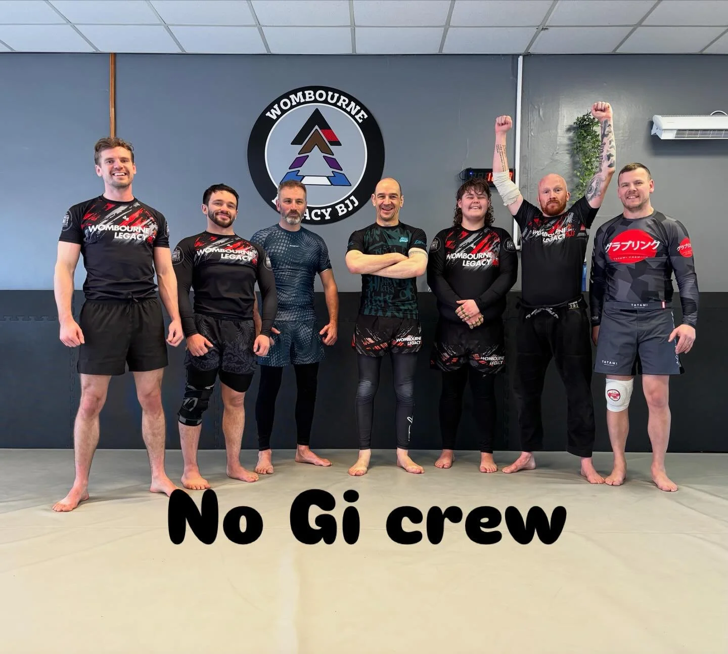 Great classes this morning.. @rabnkji celebrating having been to every single class this week 😂😂

#mauriciogomeslegacy #wombournelegacybjj #braulioestimablackbelt #jiujitsu #bjj womensbjj selfdefence kidsmartialarts wombourne pensnett wallheath wor