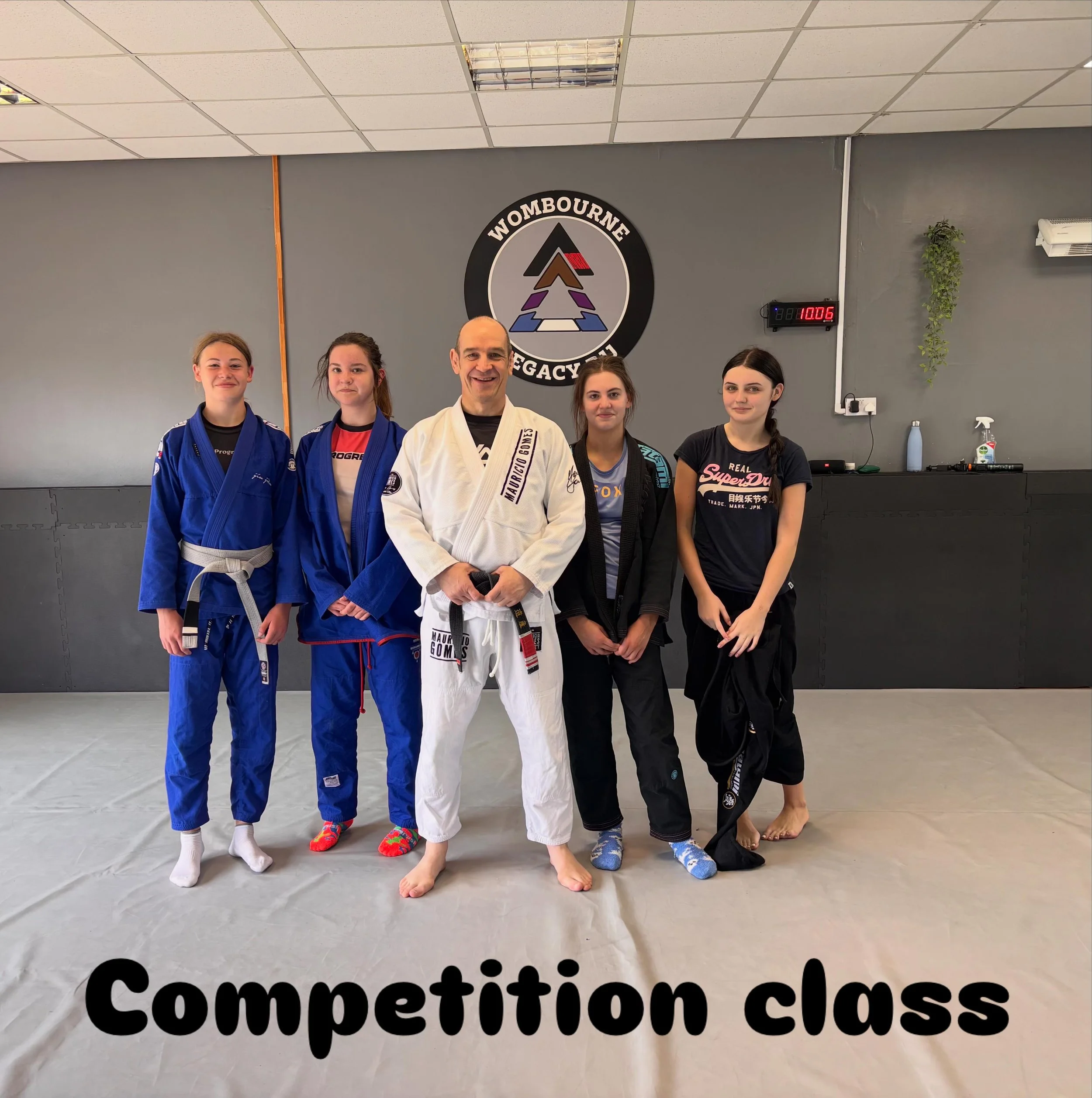 Brilliant work from these guys this morning 

#mauriciogomeslegacy #wombournelegacybjj #braulioestimablackbelt #jiujitsu #bjj womensbjj selfdefence kidsmartialarts wombourne pensnett wallheath wordsley kingswinford bridgnorth heatzbeatzandtechniquez