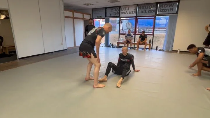 Low body lock pass details, when they have half butterfly

#mauriciogomeslegacy #wombournelegacybjj #braulioestimablackbelt #jiujitsu #bjj womensbjj selfdefence kidsmartialarts wombourne pensnett wallheath wordsley kingswinford bridgnorth heatzbeatza