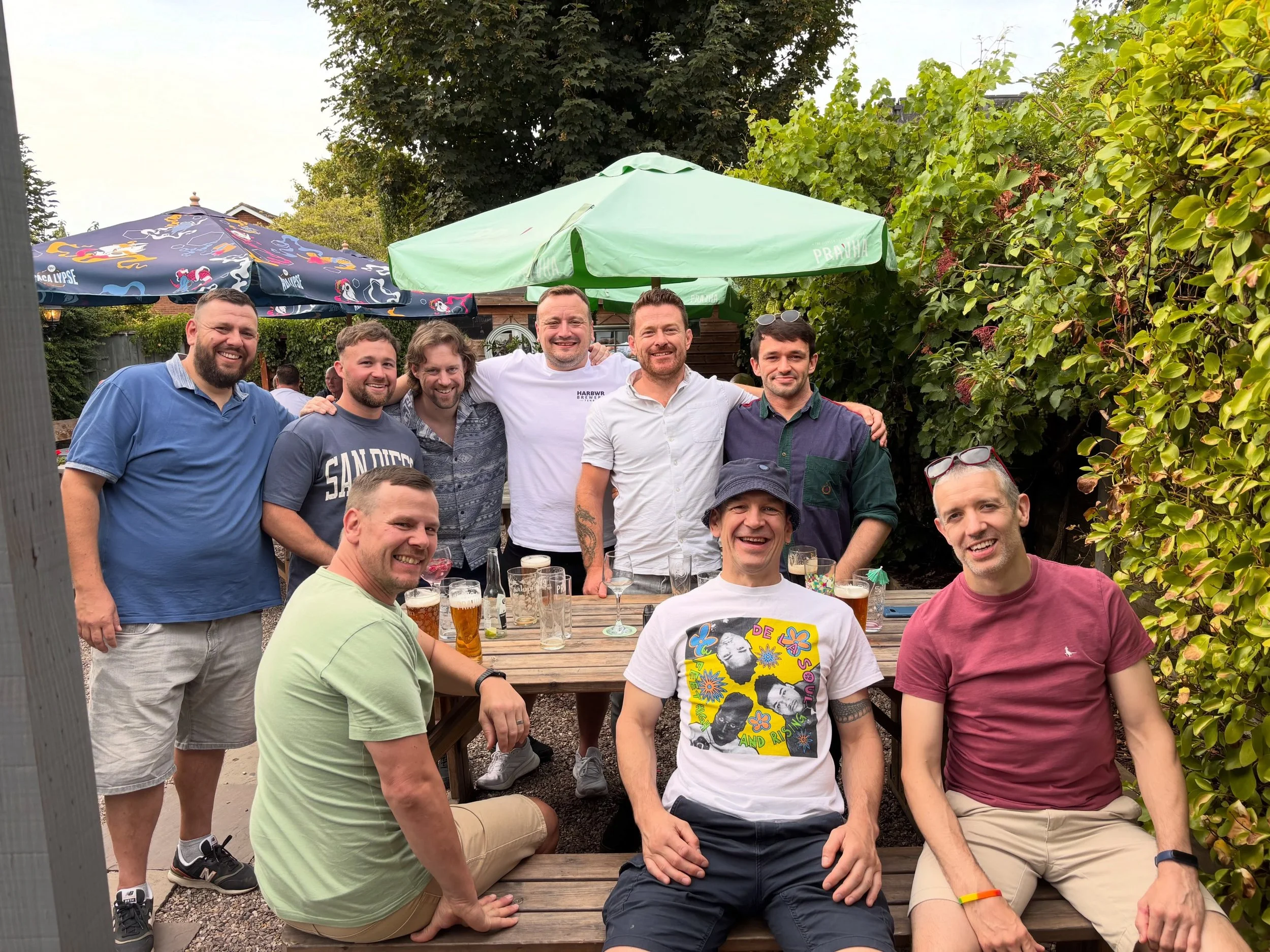 Legacy summer beers

#mauriciogomeslegacy #wombournelegacybjj #braulioestimablackbelt #jiujitsu #bjj womensbjj selfdefence kidsmartialarts wombourne pensnett wallheath wordsley kingswinford bridgnorth heatzbeatzandtechniquez